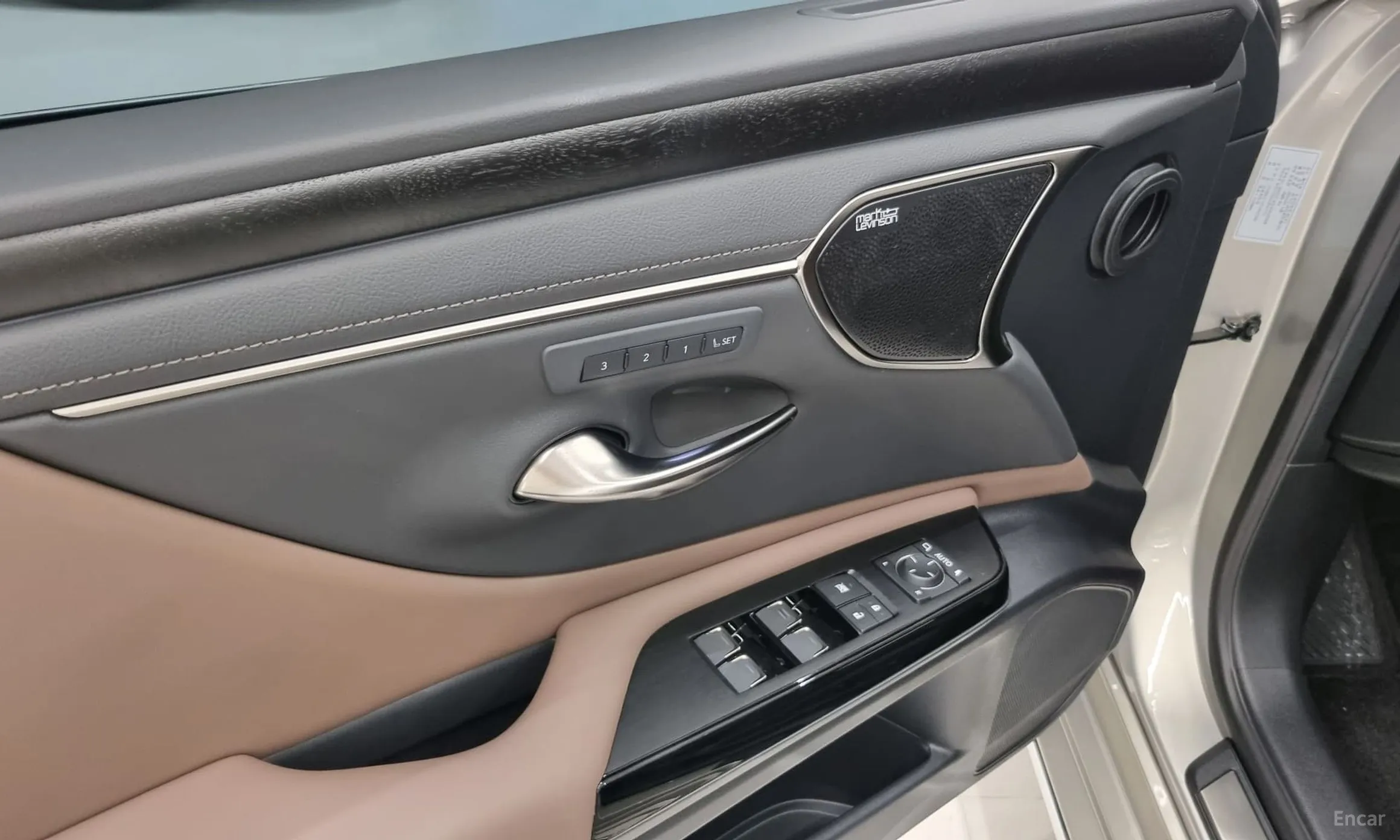Lexus ES300h 7th Generation превью 12