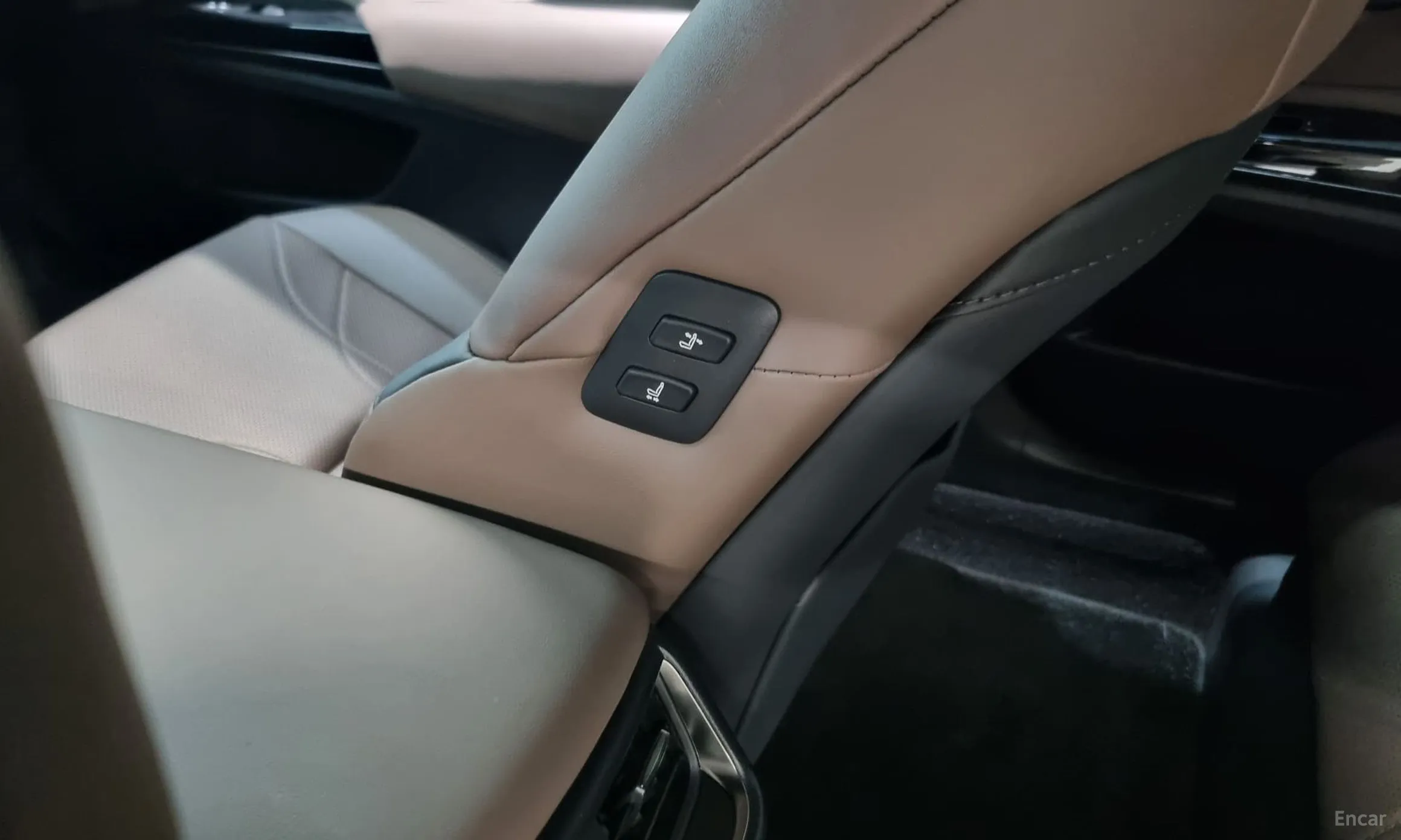 Lexus ES300h 7th Generation превью 13