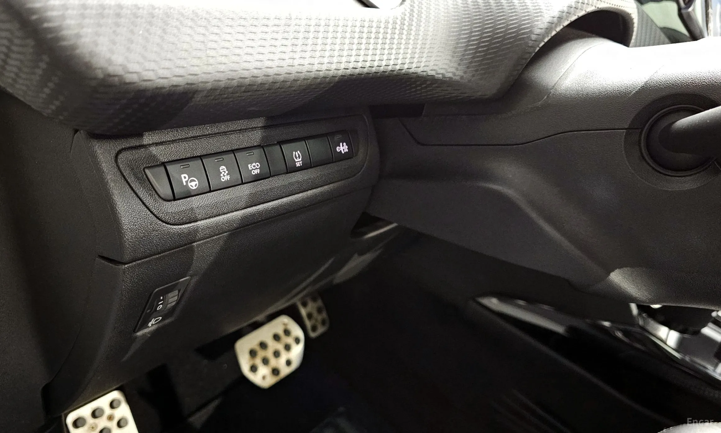 Peugeot 2008. превью 14