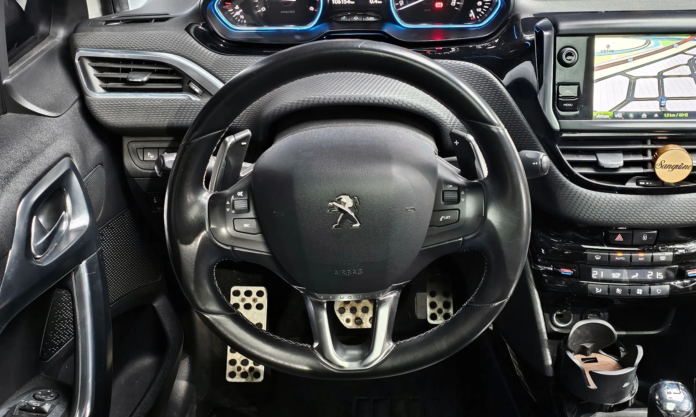 Peugeot 2008. превью 17