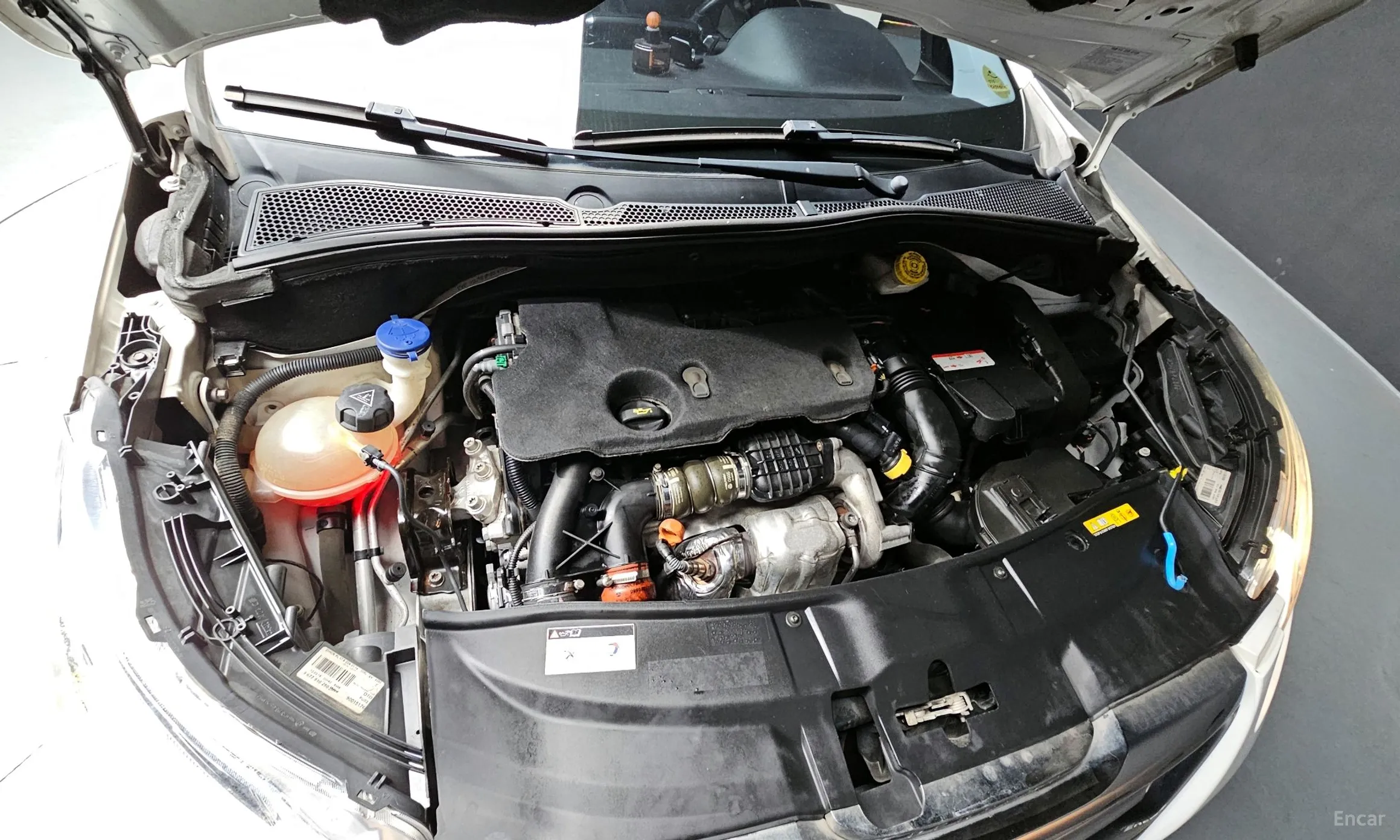 Peugeot 2008. превью 6