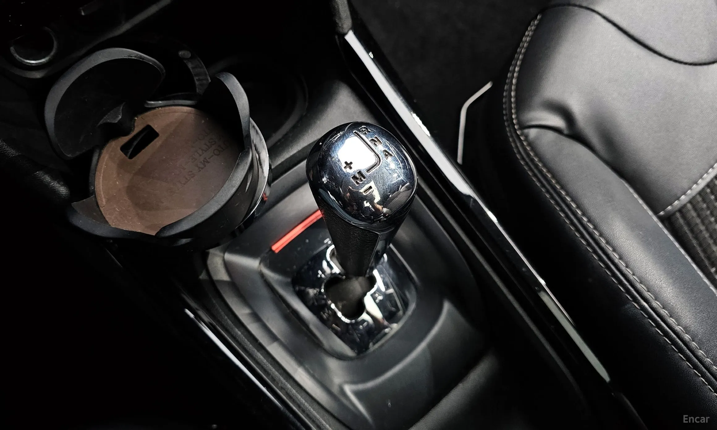 Peugeot 2008. превью 9