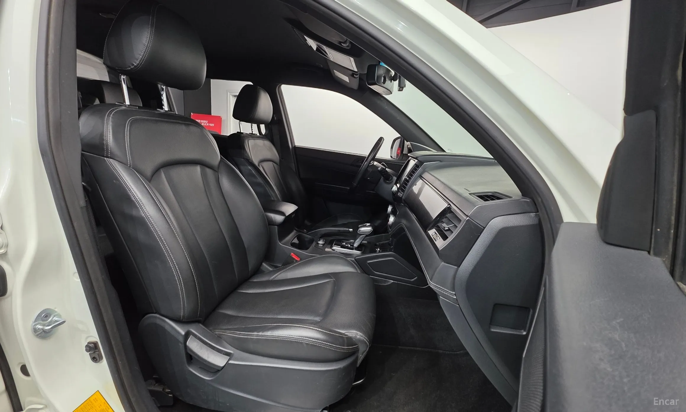 KG Mobility (SsangYong) Rexton Sports Khan превью 10