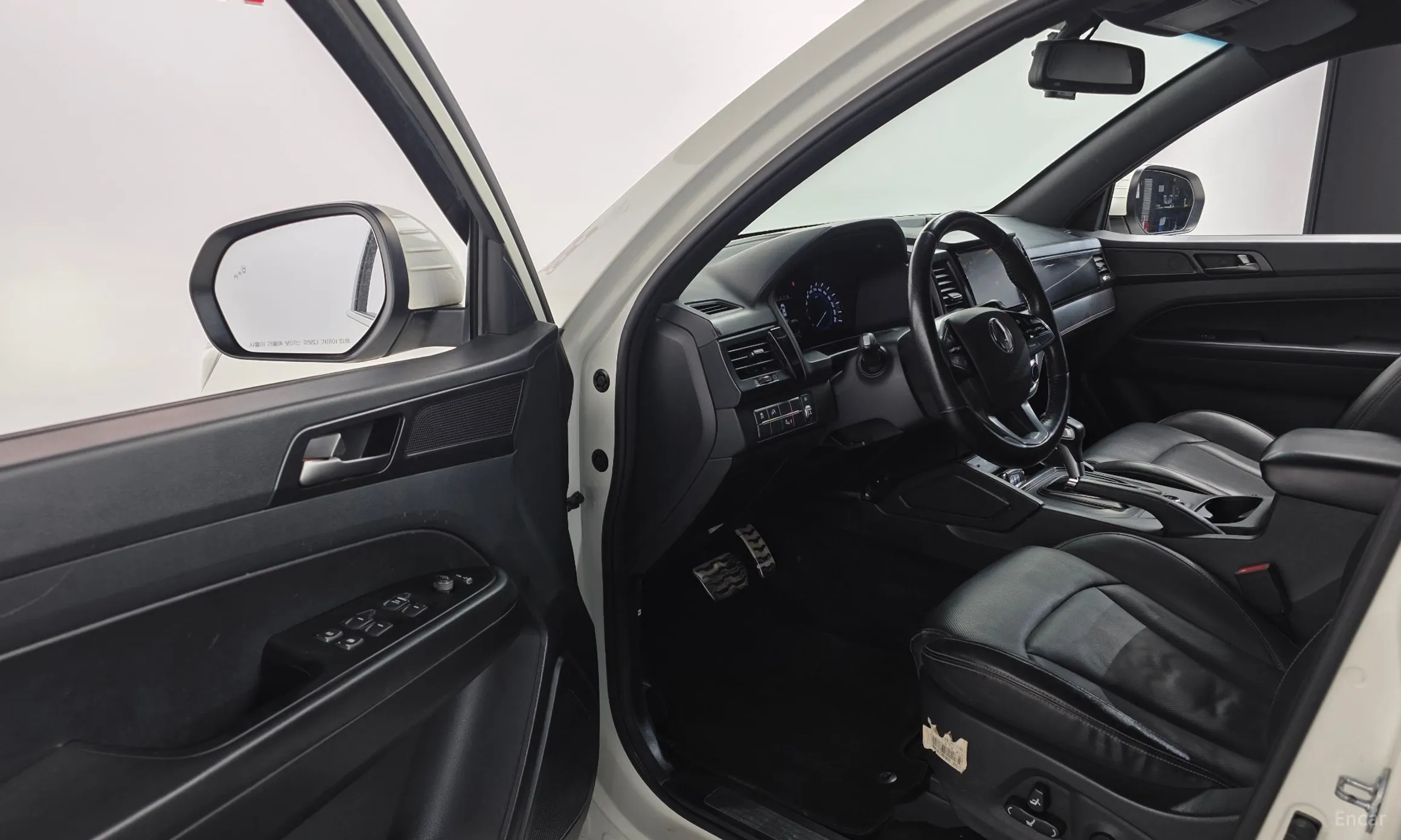 KG Mobility (SsangYong) Rexton Sports Khan превью 11