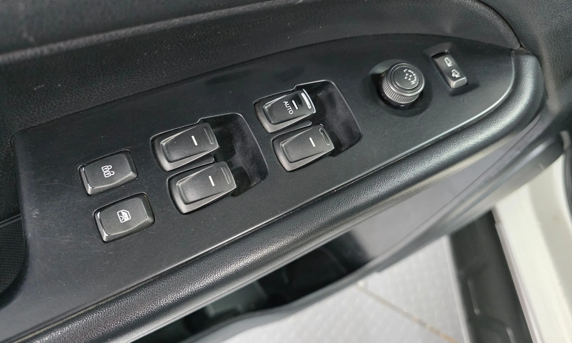 KG Mobility (SsangYong) Rexton Sports Khan превью 12