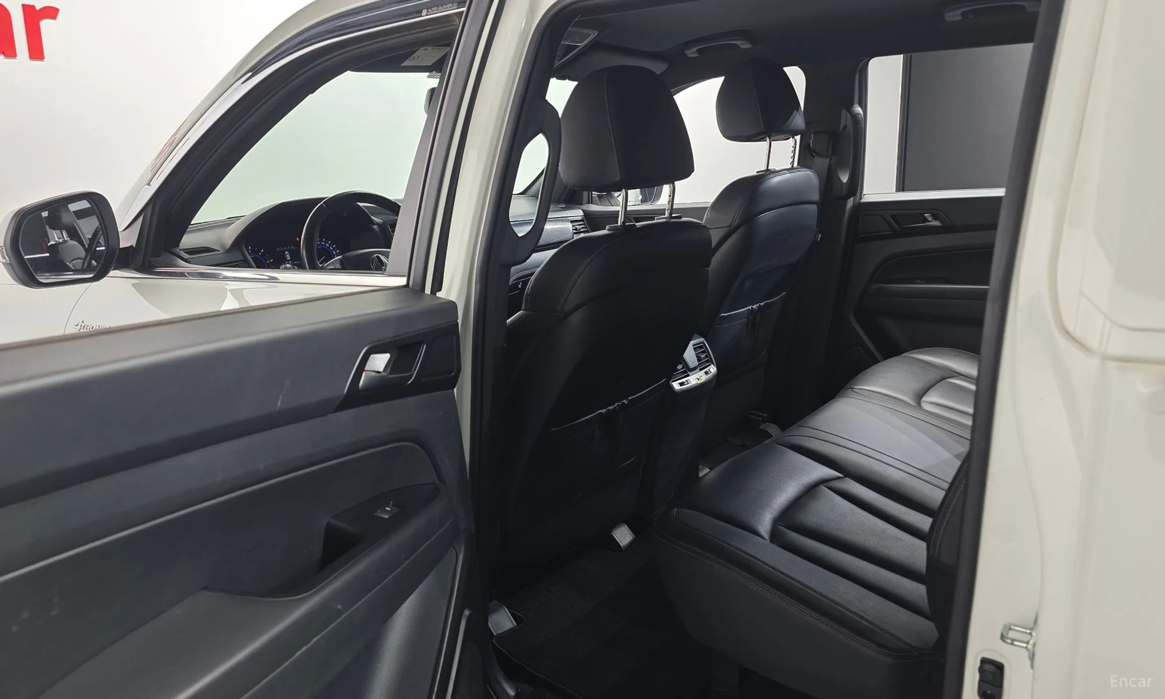 KG Mobility (SsangYong) Rexton Sports Khan превью 18