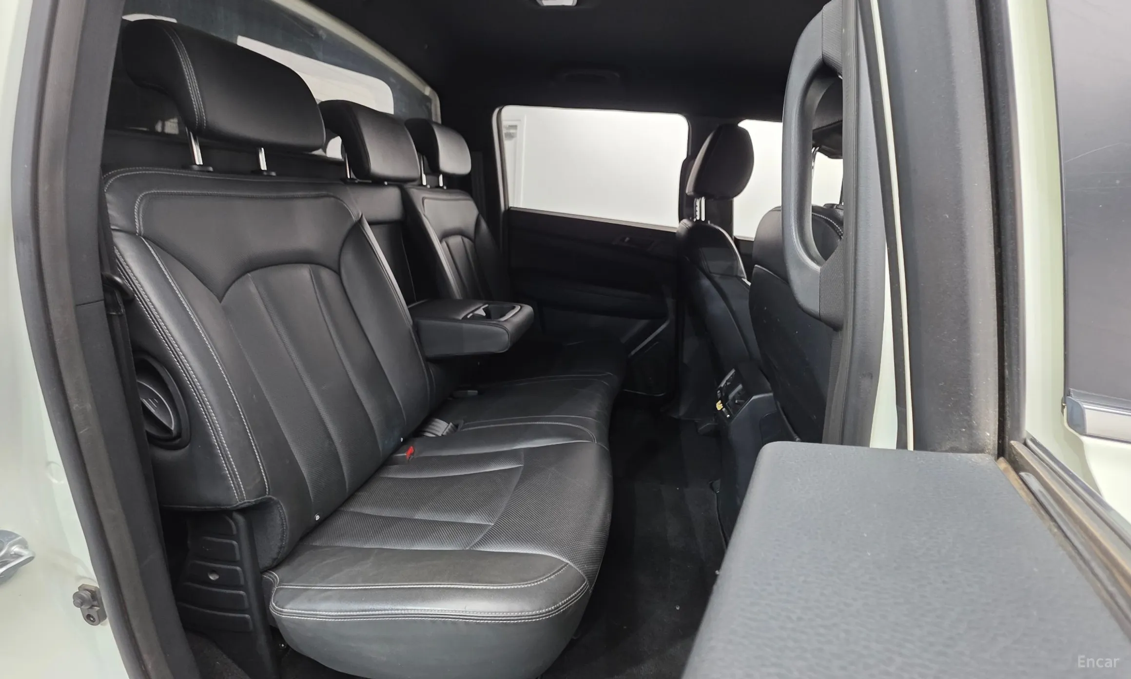 KG Mobility (SsangYong) Rexton Sports Khan превью 19