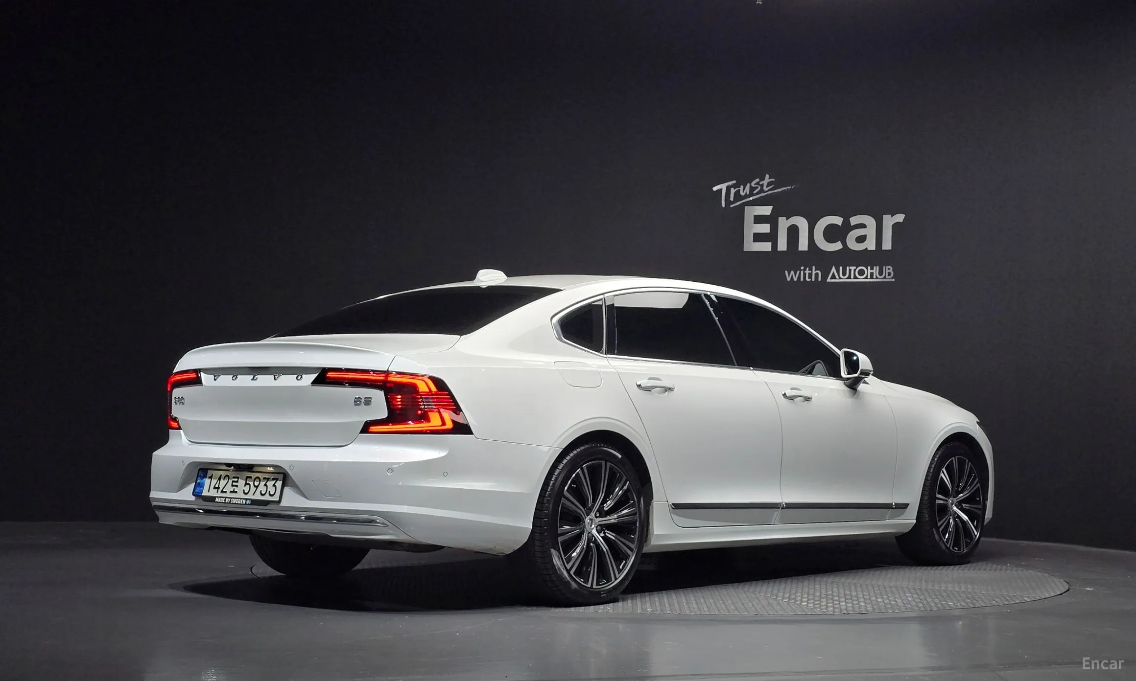 Volvo S90
