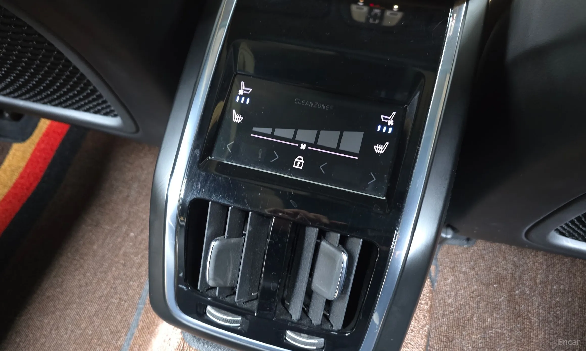 Volvo S90 превью 19