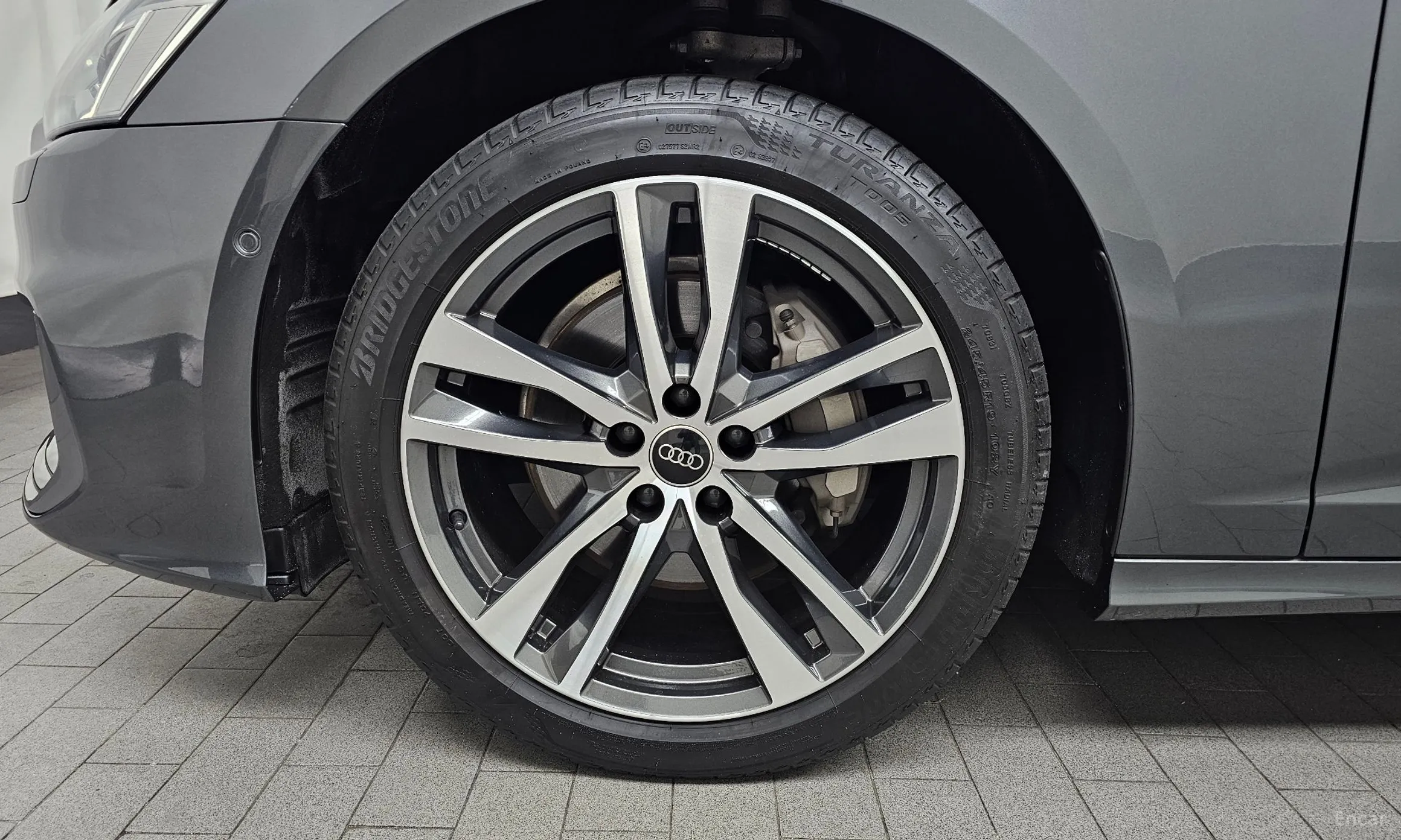 Audi A6 (C8) превью 5