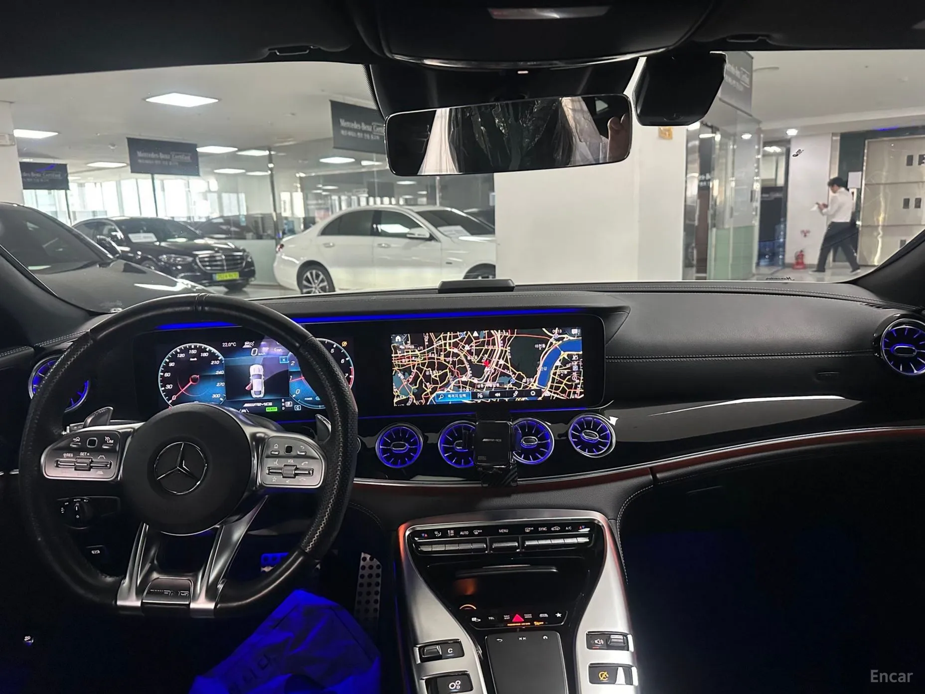 Mercedes Benz AMG GT превью 7