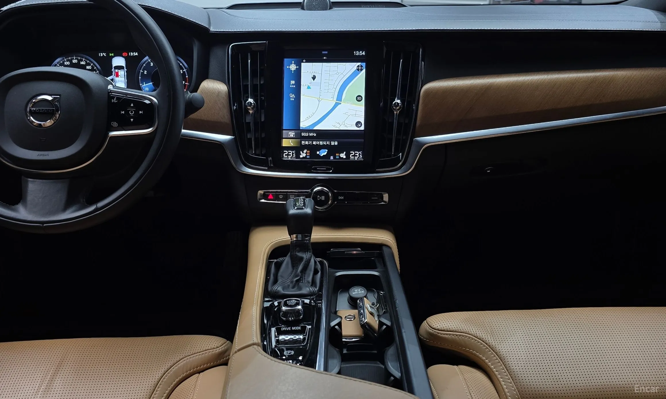 Volvo S90 превью 18