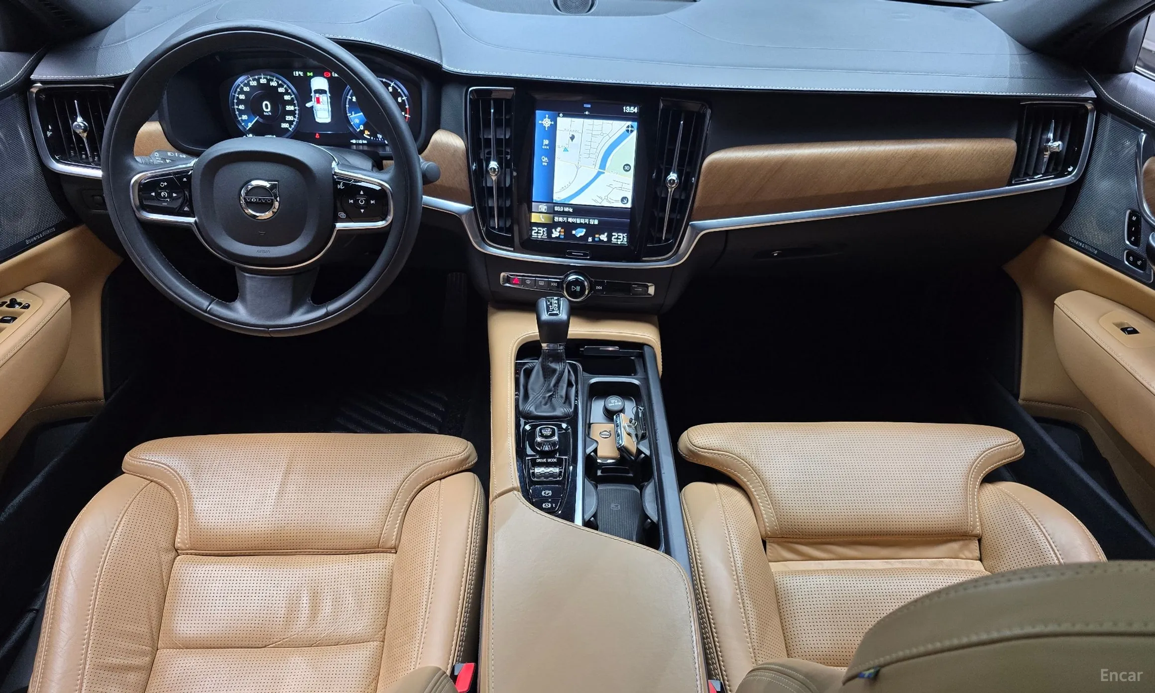 Volvo S90 превью 7