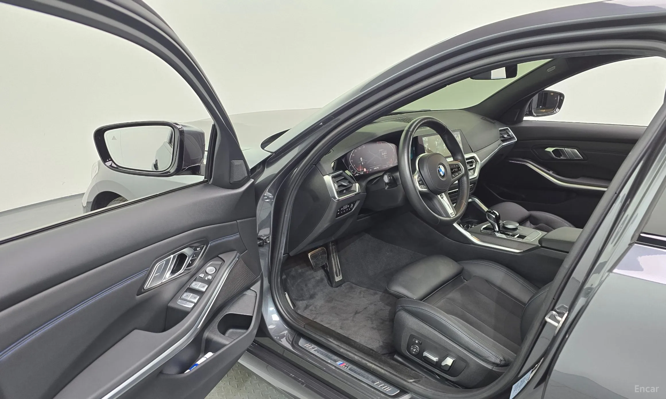 BMW 3 Series (G20) превью 10