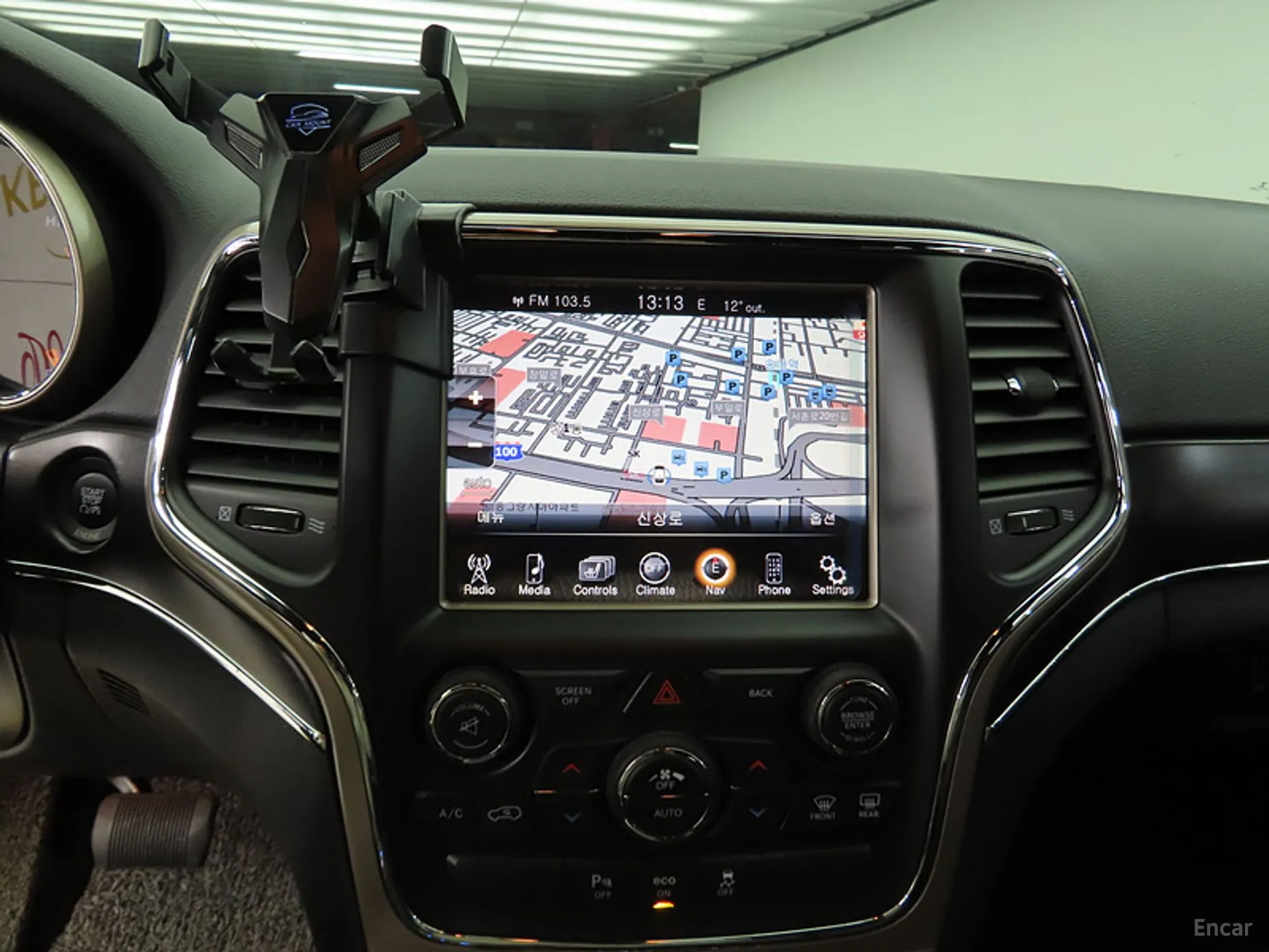 Jeep Grand Cherokee превью 11