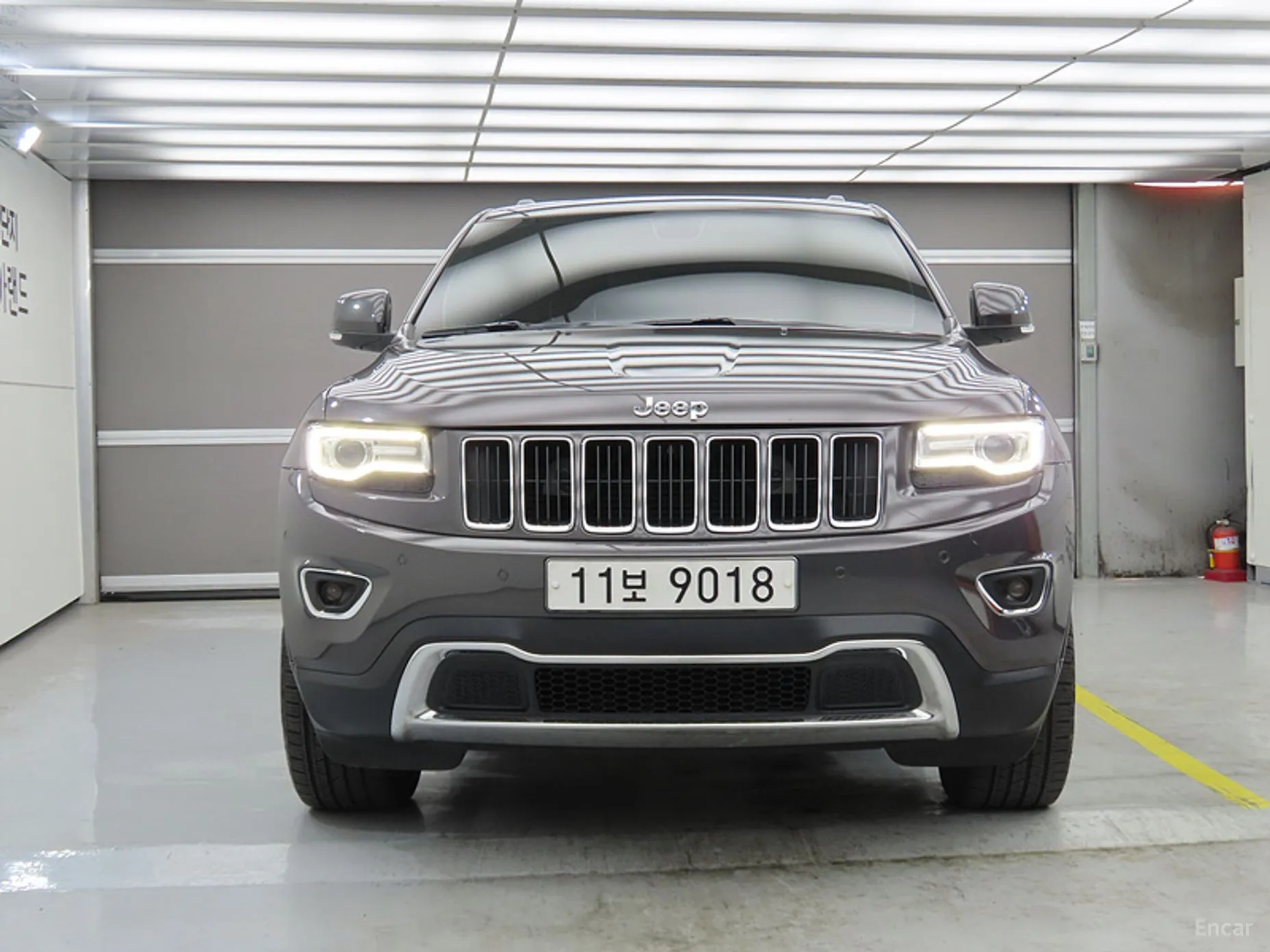 Jeep Grand Cherokee превью 2