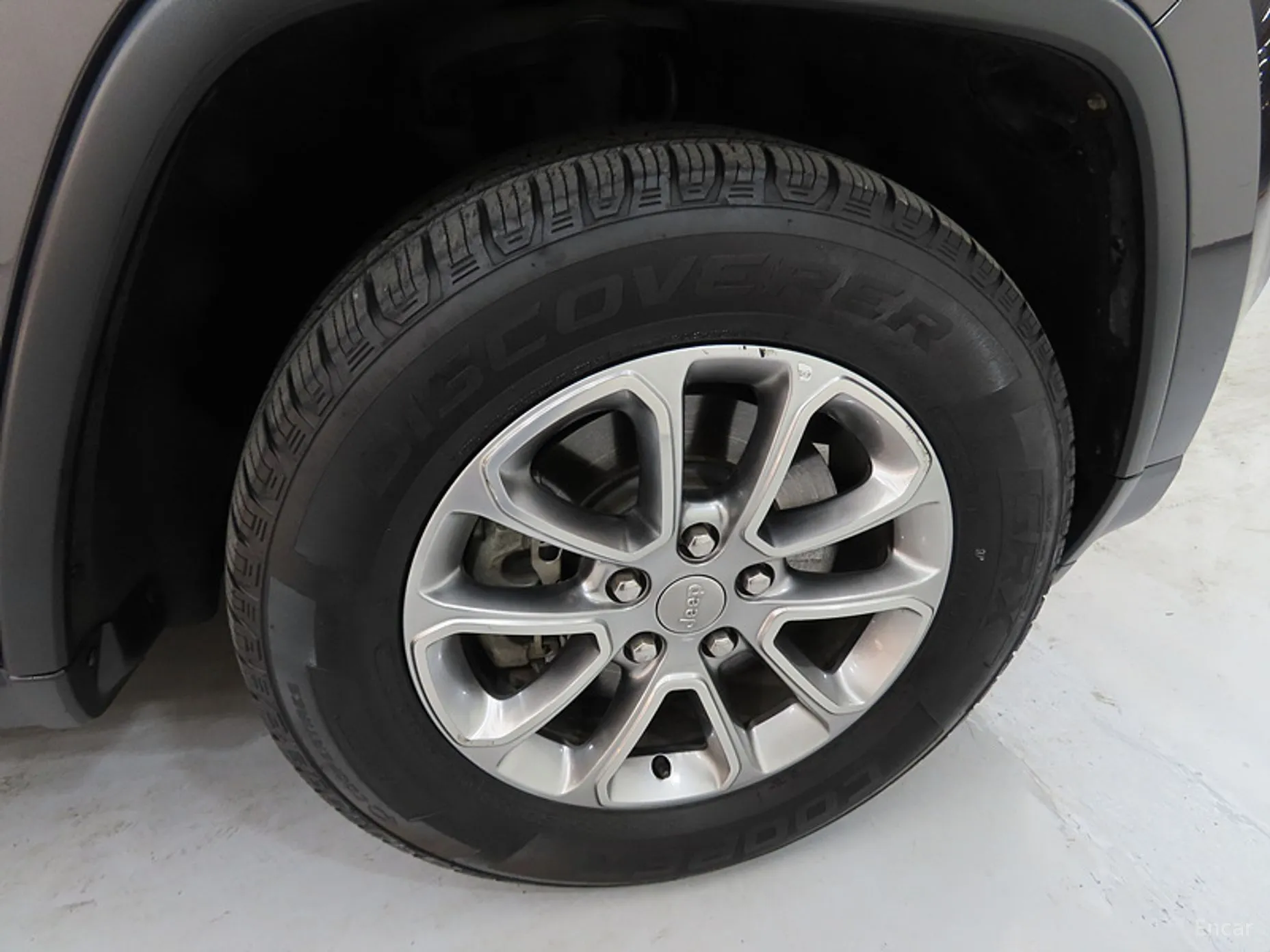 Jeep Grand Cherokee превью 20
