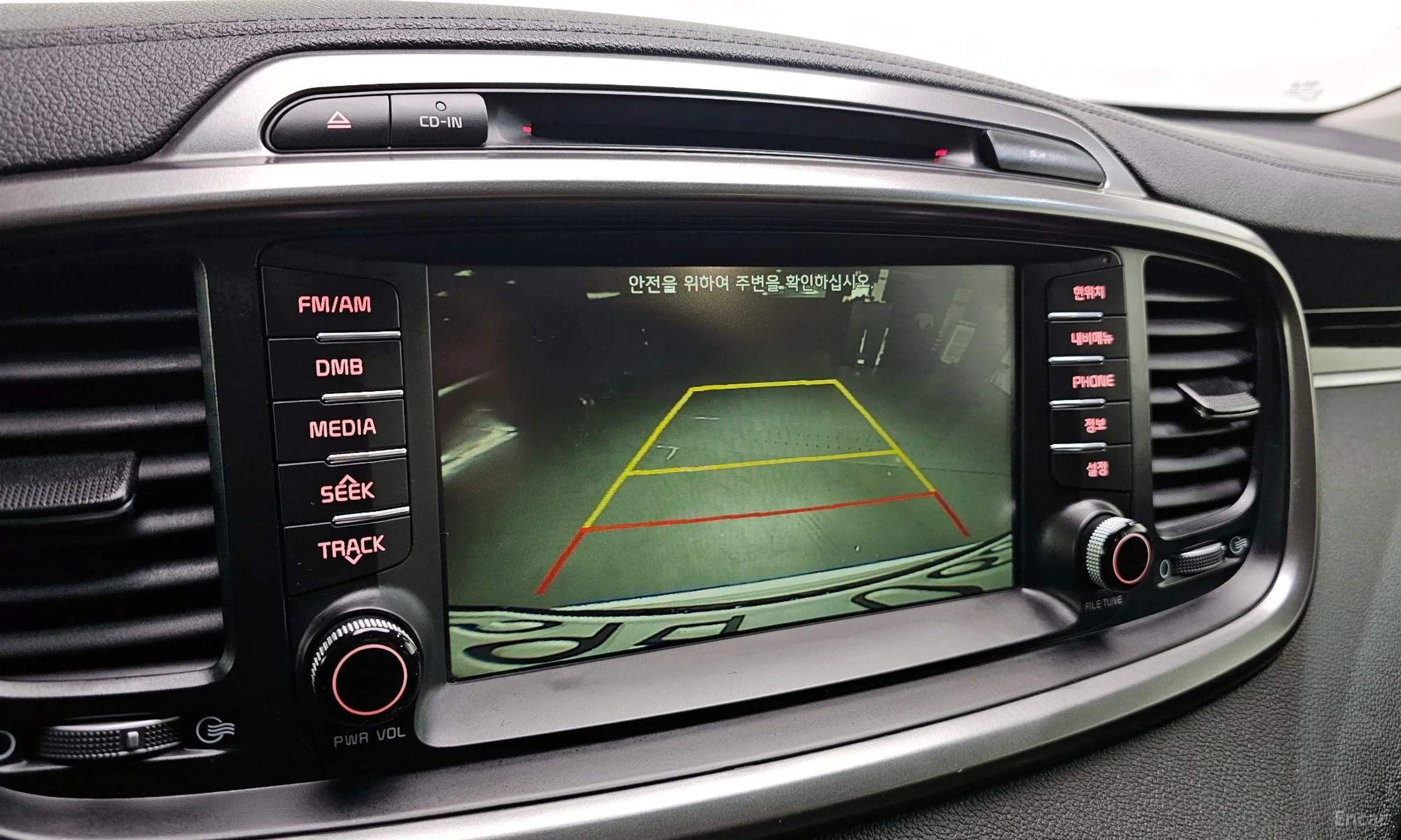 Kia Sorento превью 17