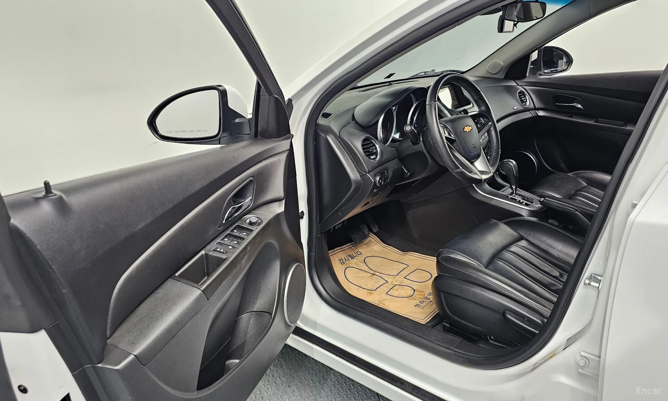 Chevrolet (GM Daewoo) Cruze превью 10