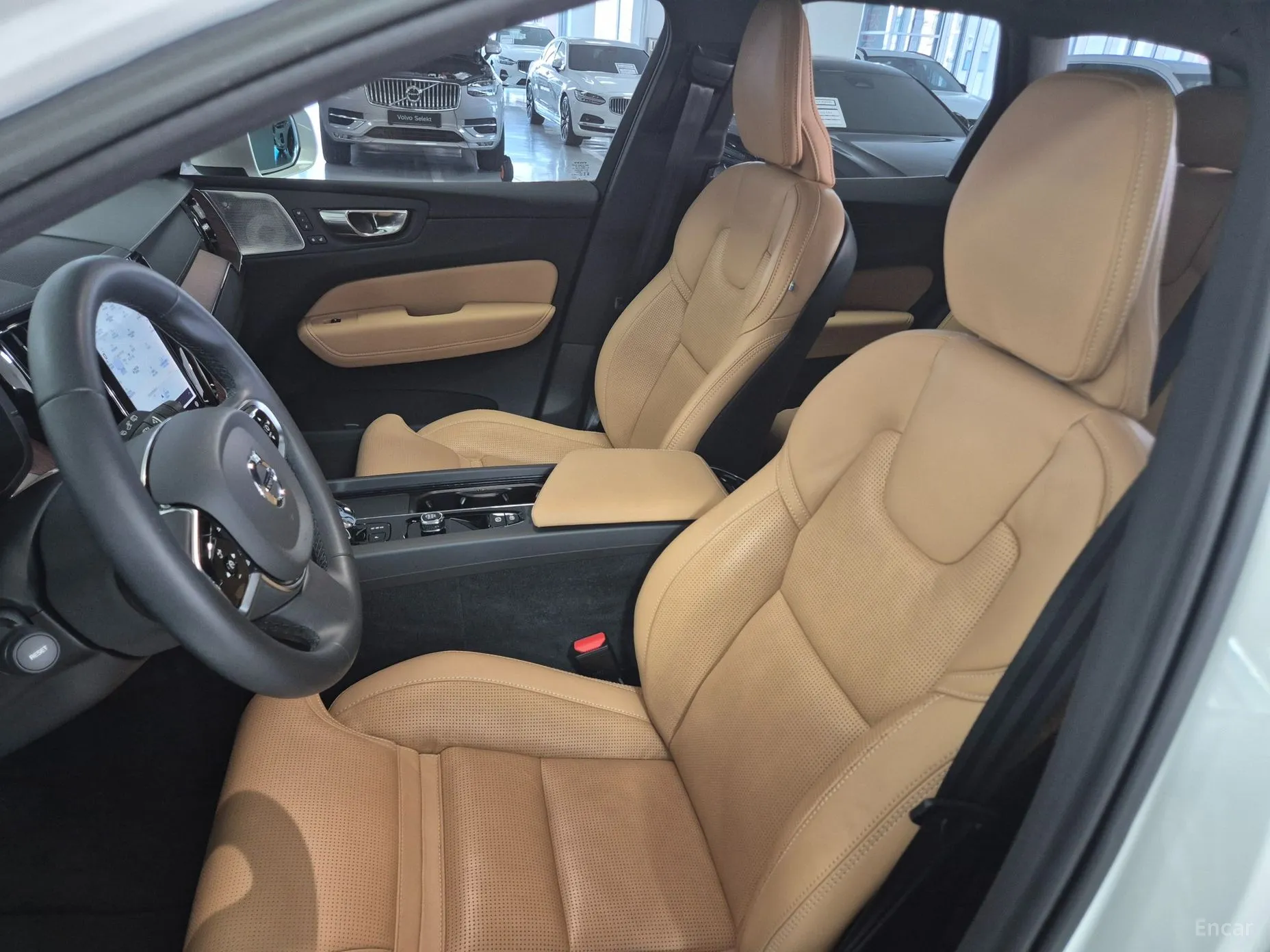 Volvo XC60 Gen 2 превью 10