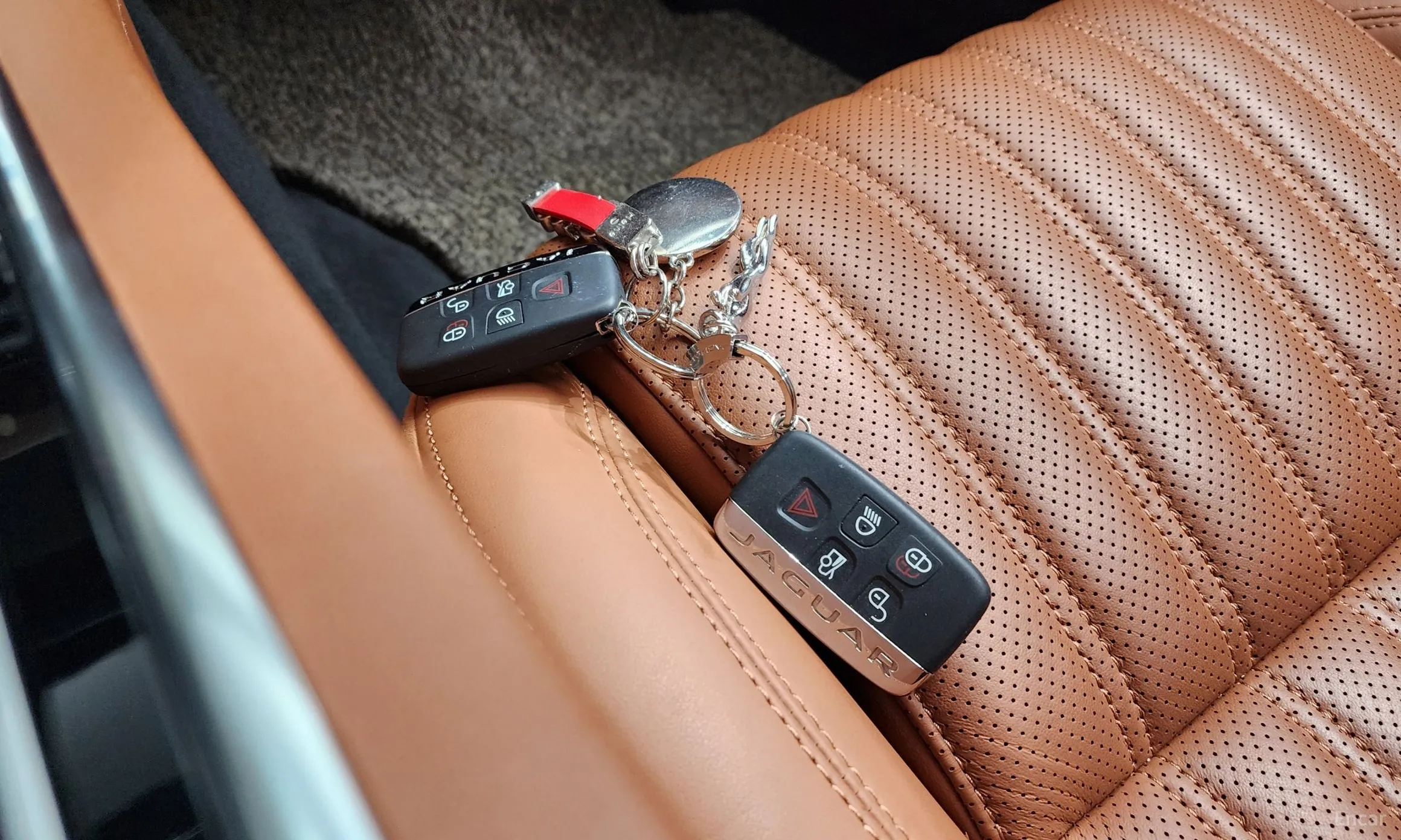 Jaguar XF (x260) превью 16