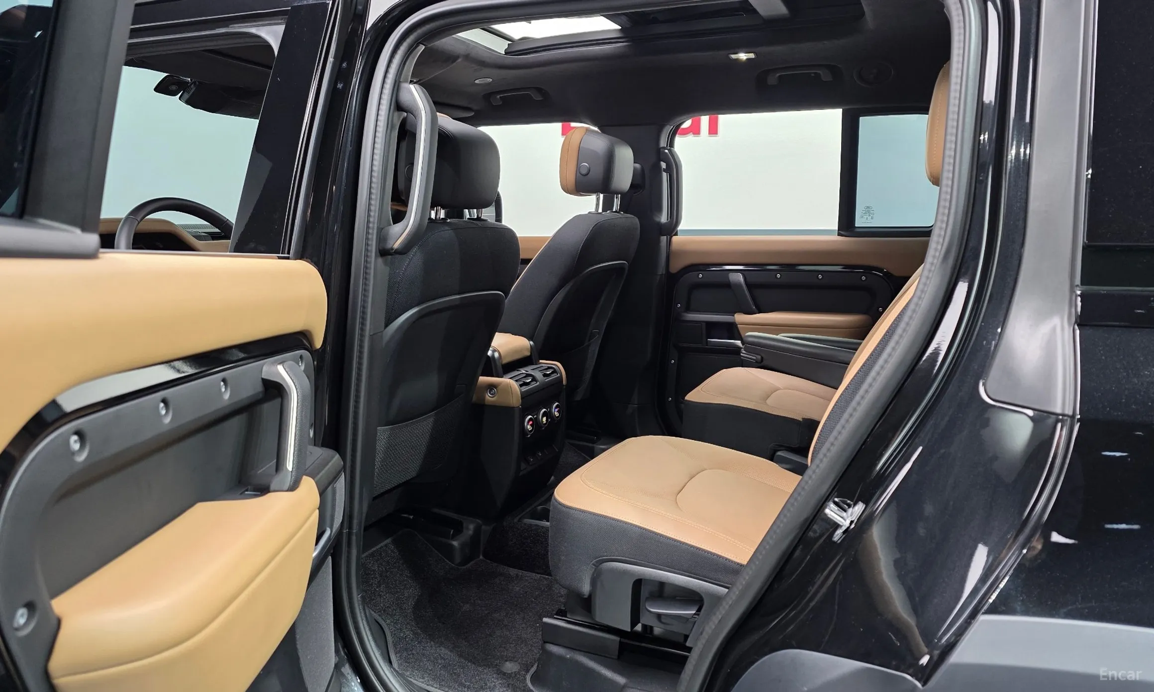 Land Rover Defender (L663) превью 12