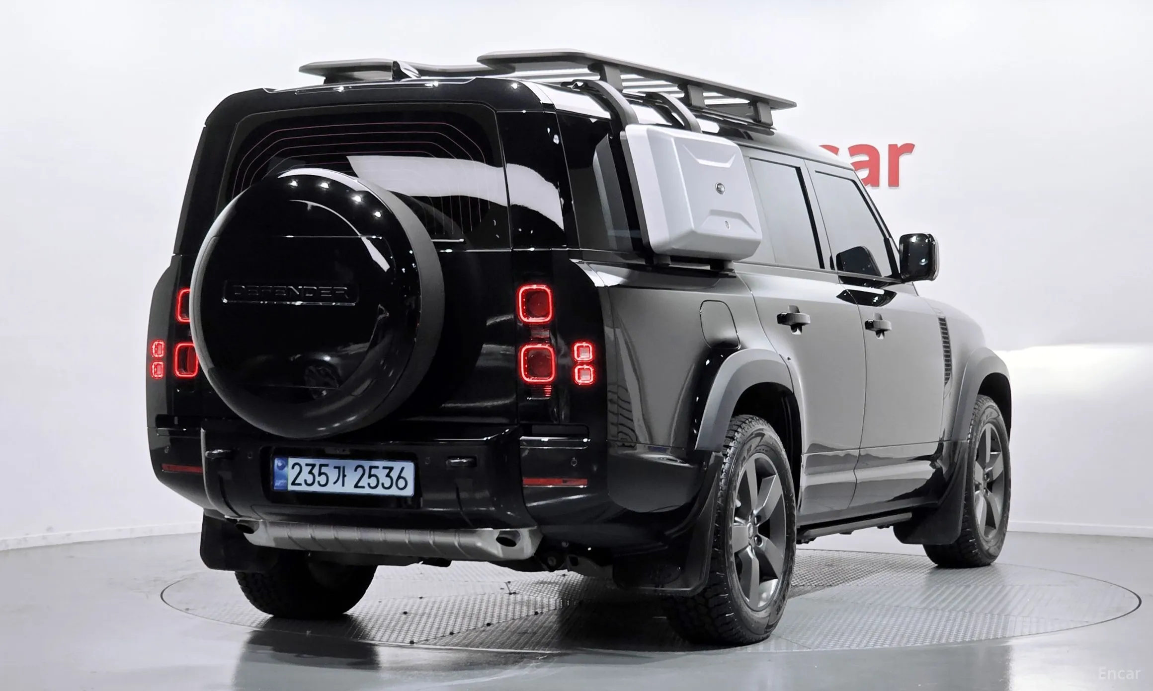 Land Rover Defender (L663)