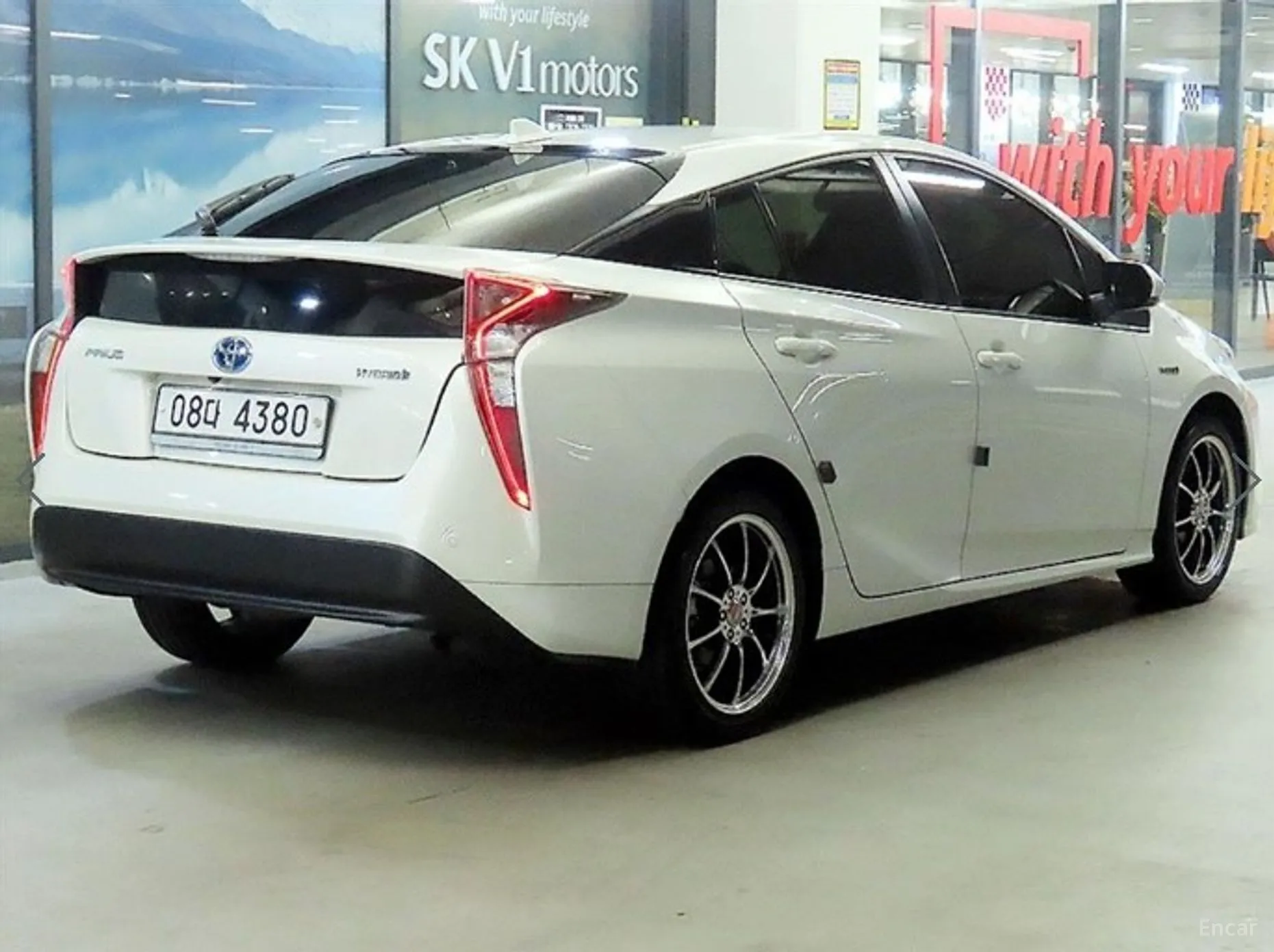 Toyota Prius 4th Generation превью 4