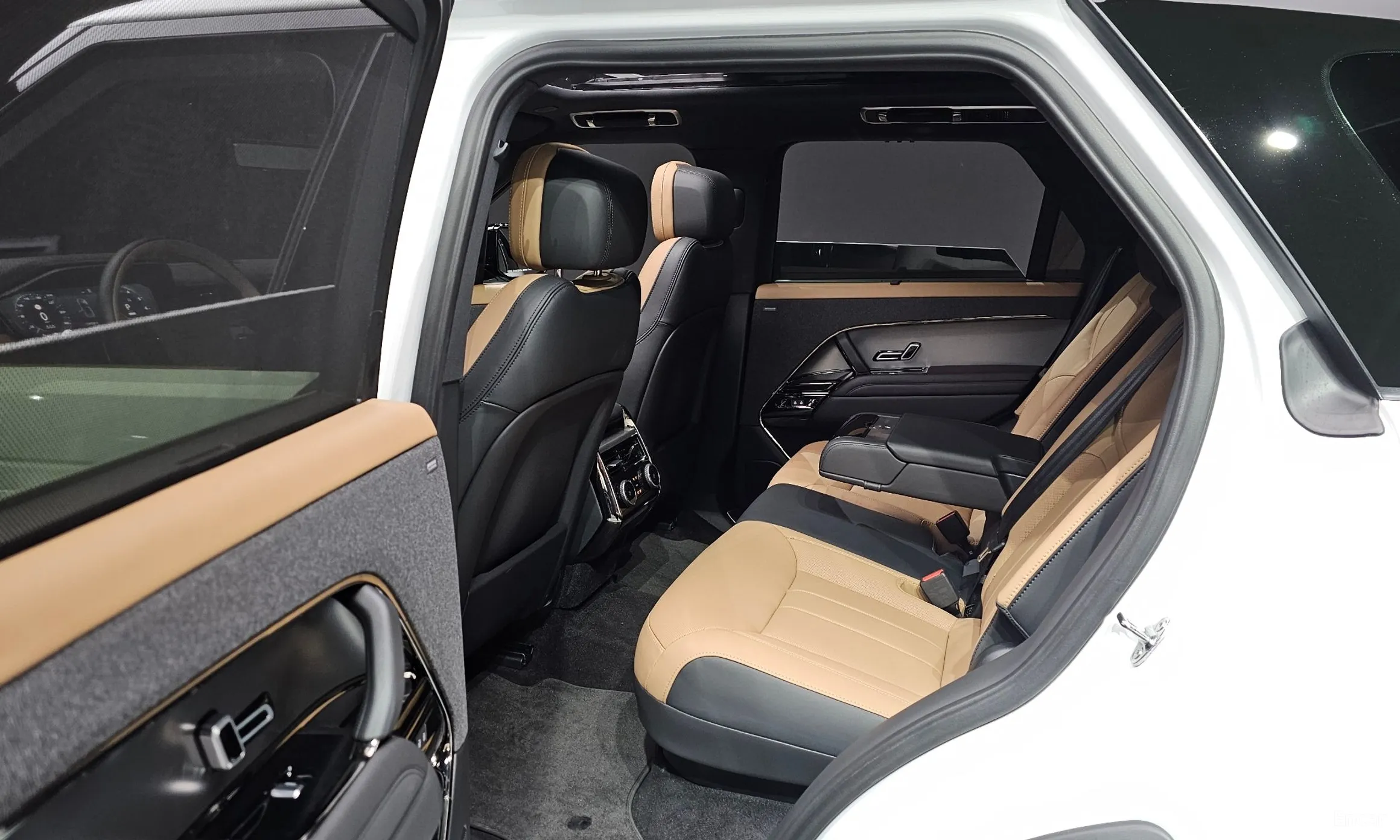 Land Rover Range Rover Sport 3rd Generation превью 16