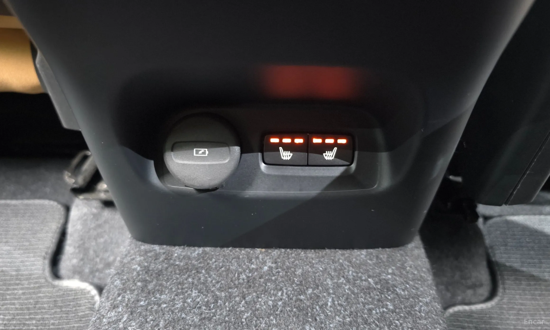 Volvo XC40 превью 19