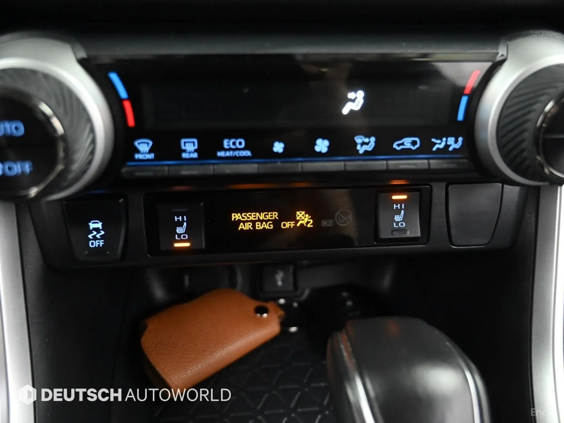 Toyota RAV4 5th Generation превью 17