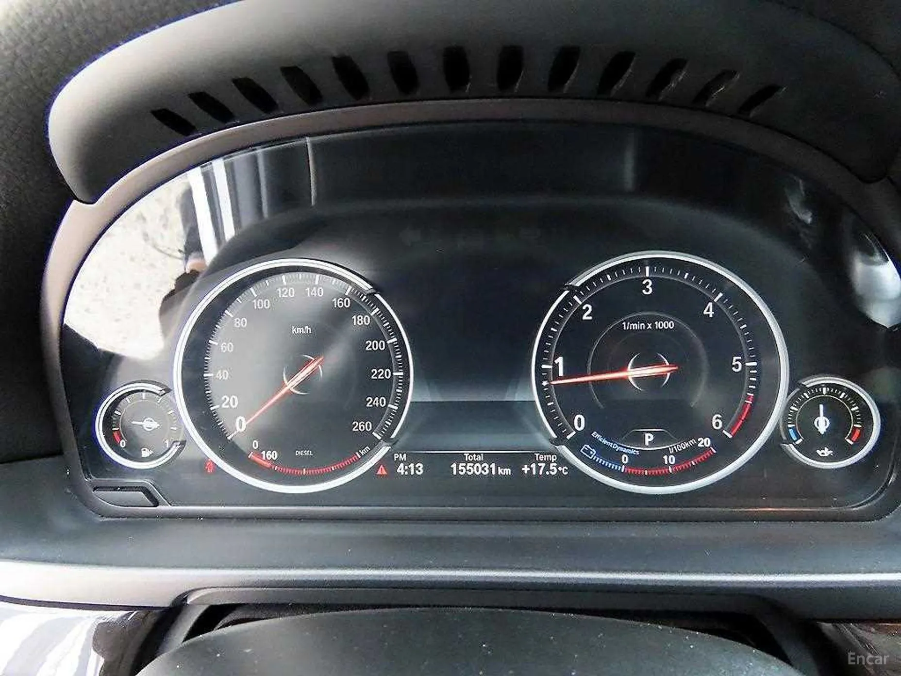 BMW 5 Series (F10) превью 8