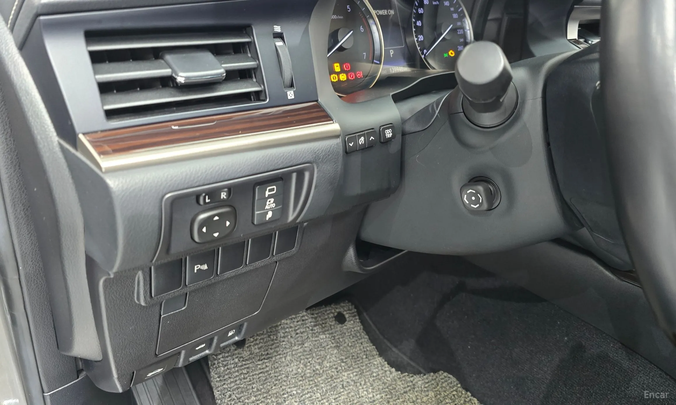 Lexus New ES300h превью 15