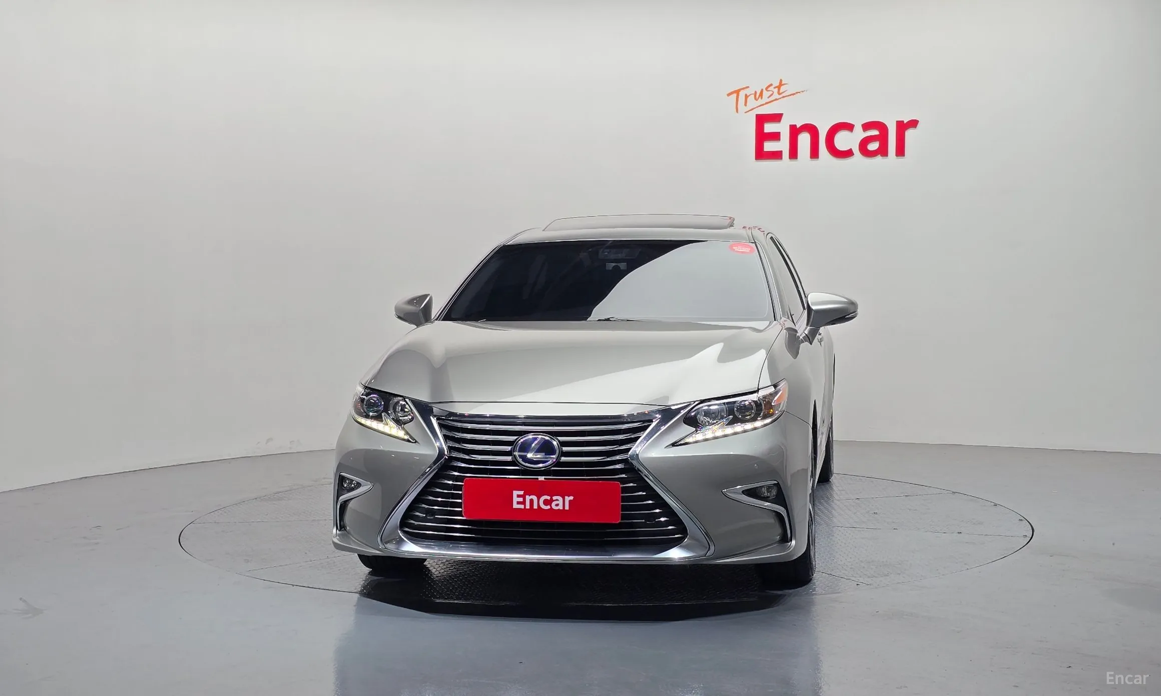 Lexus New ES300h превью 3