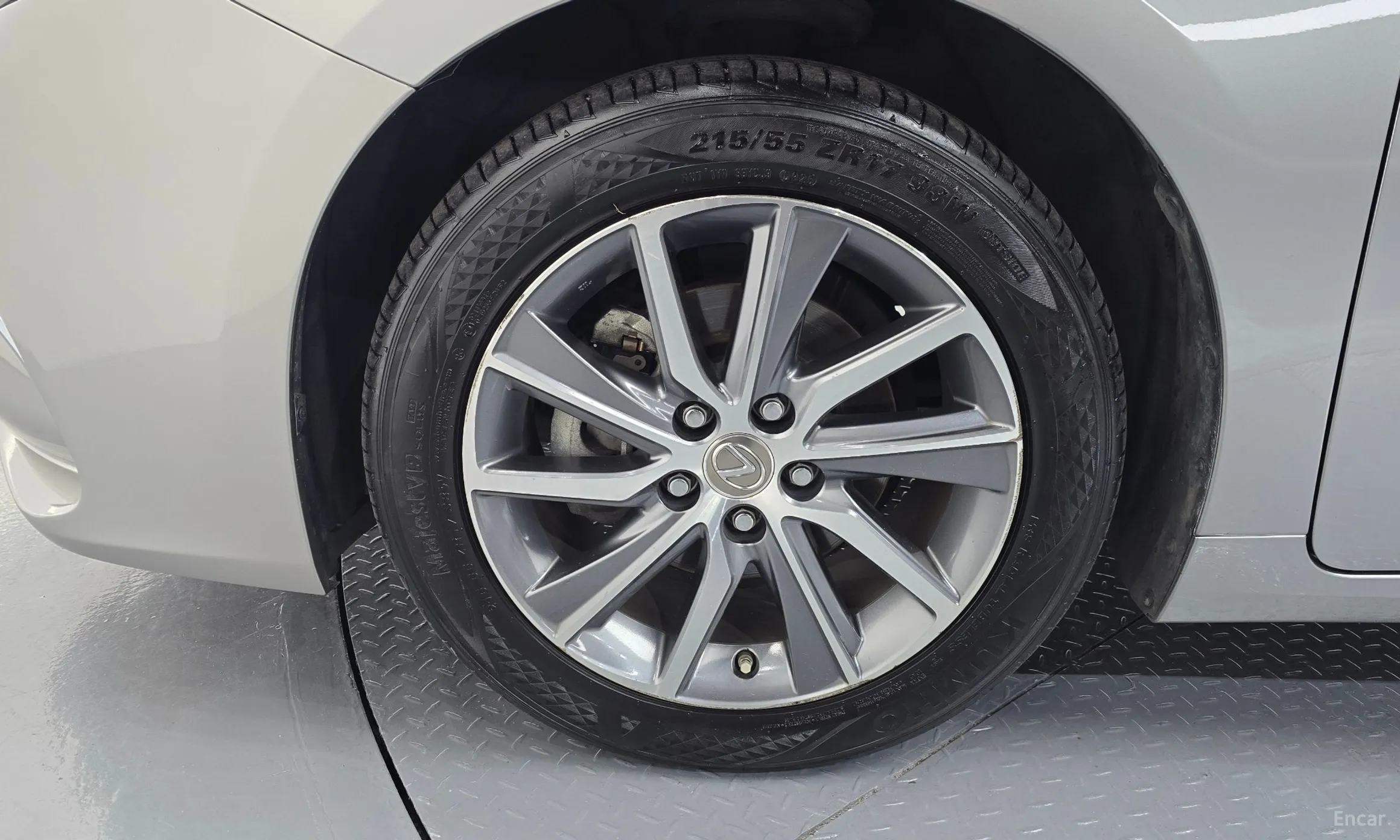 Lexus New ES300h превью 5