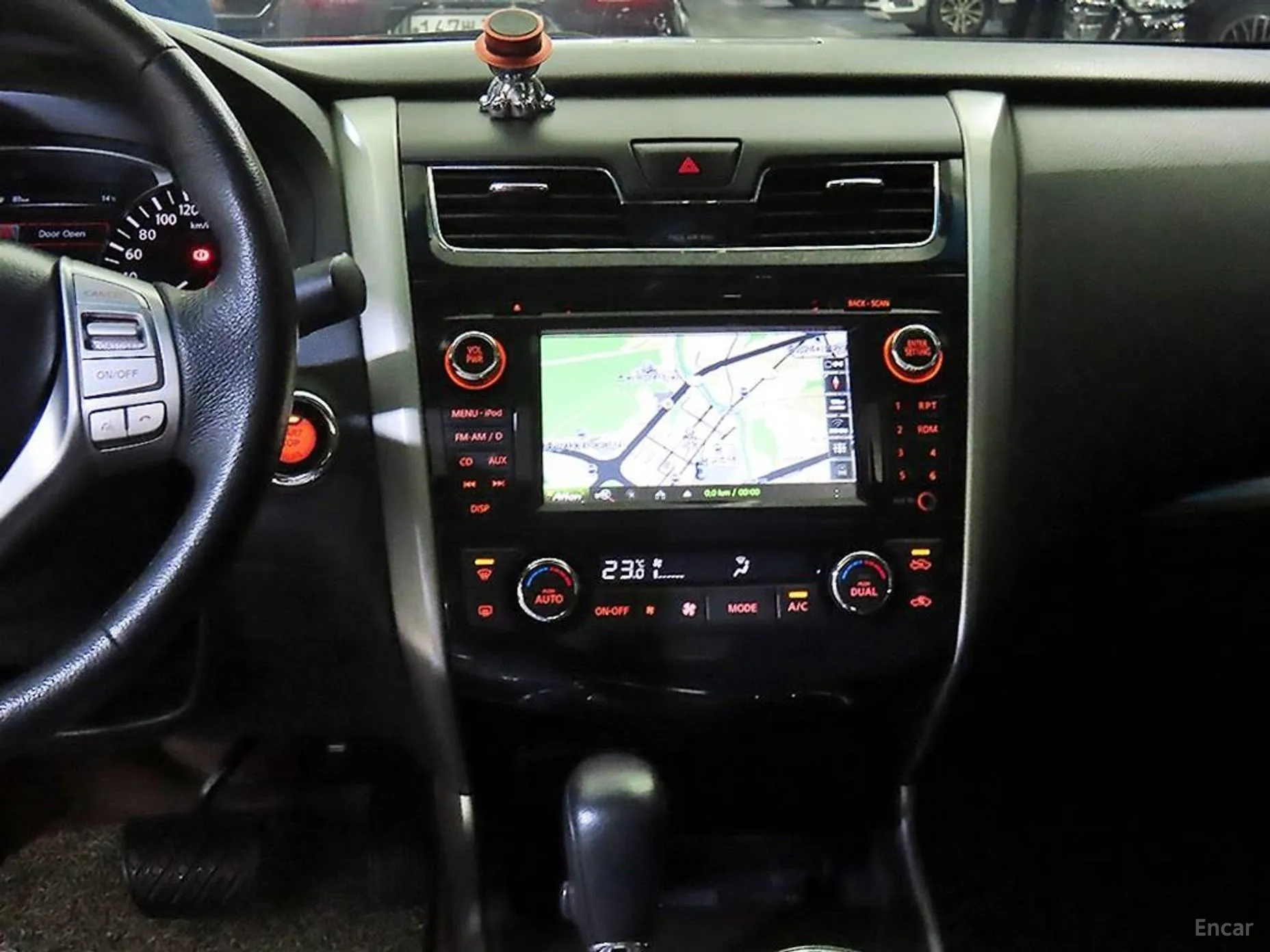 Nissan Altima превью 11