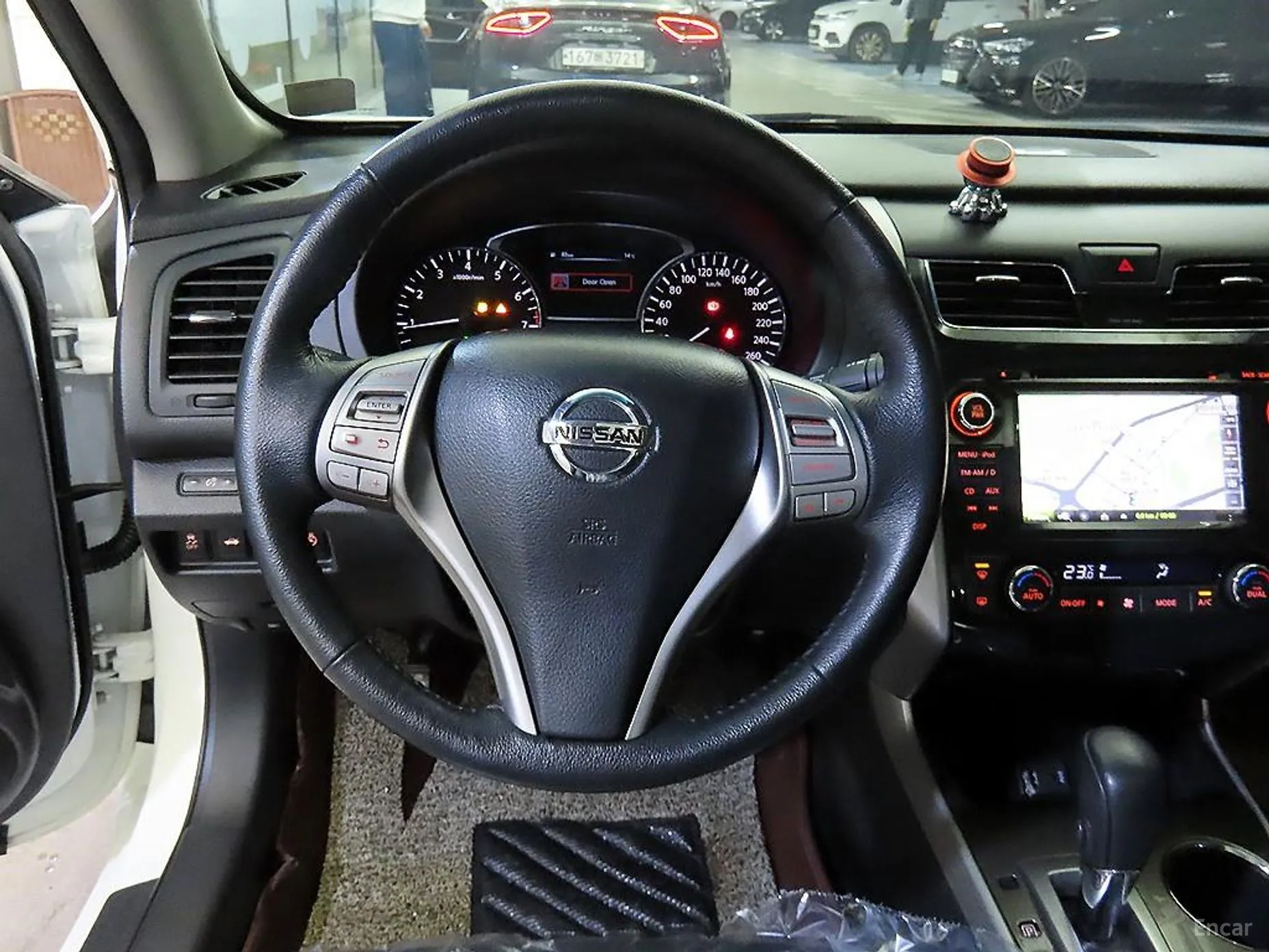 Nissan Altima превью 8