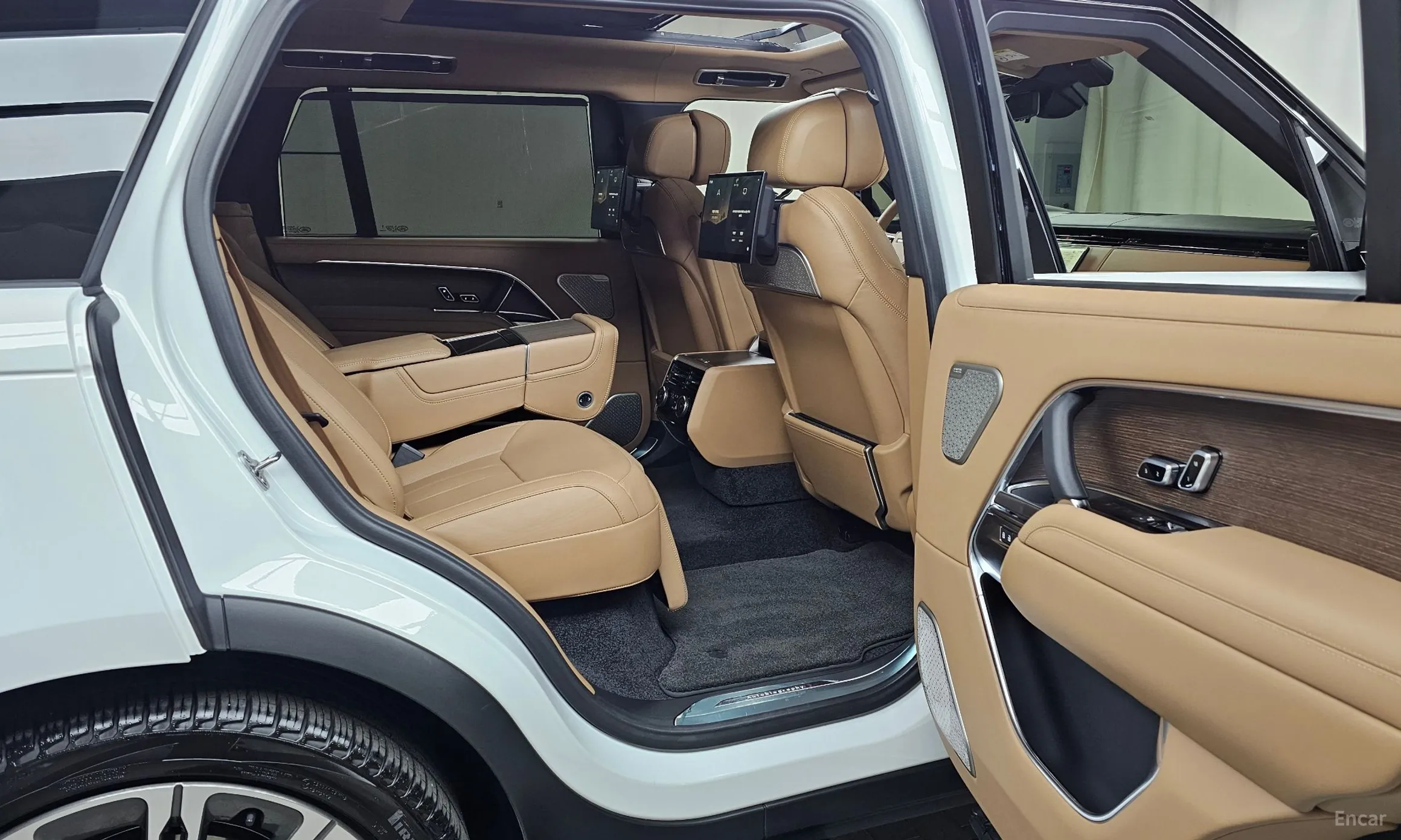 Land Rover Range Rover 5th Generation превью 12