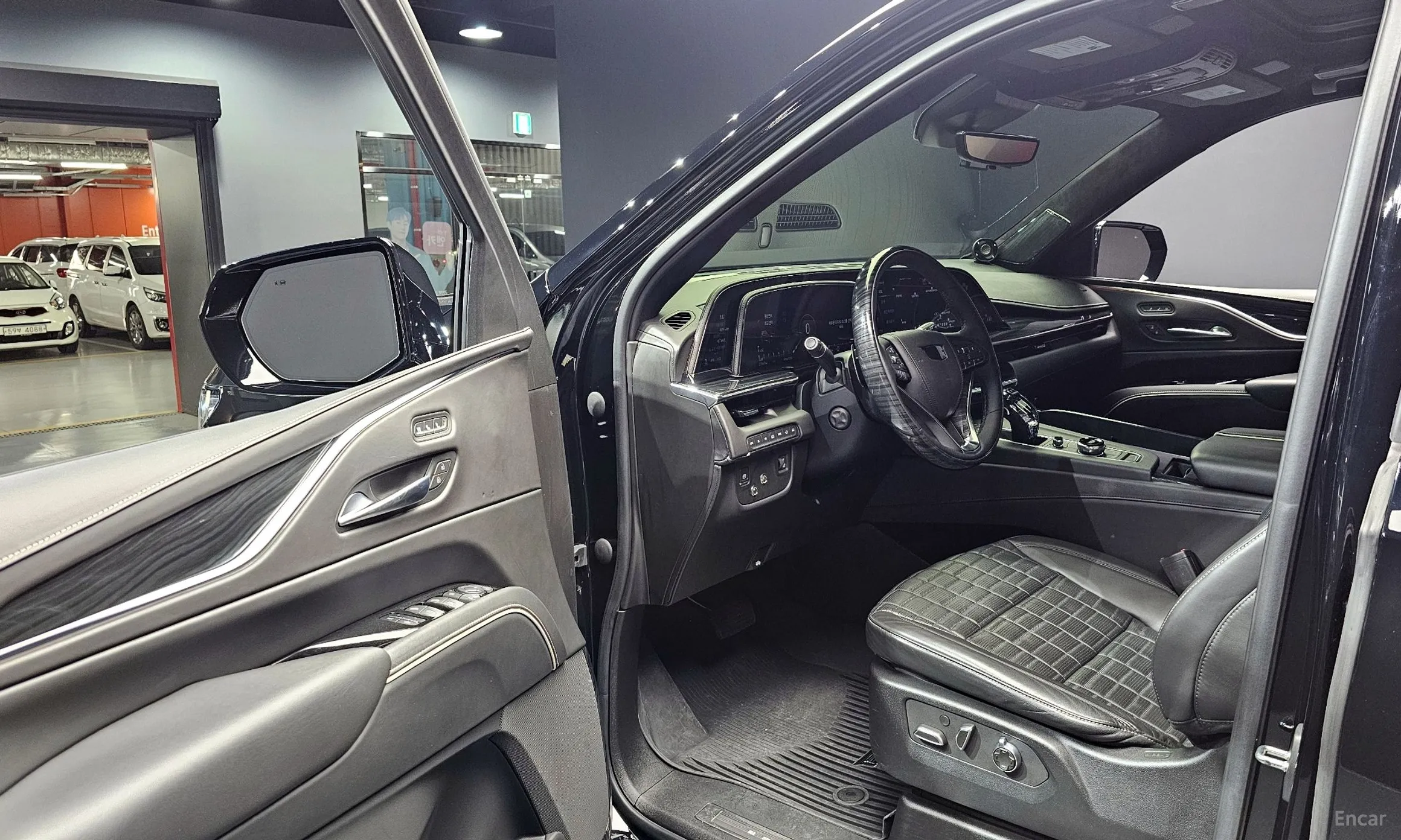 Cadillac Escalade 5th Generation превью 10