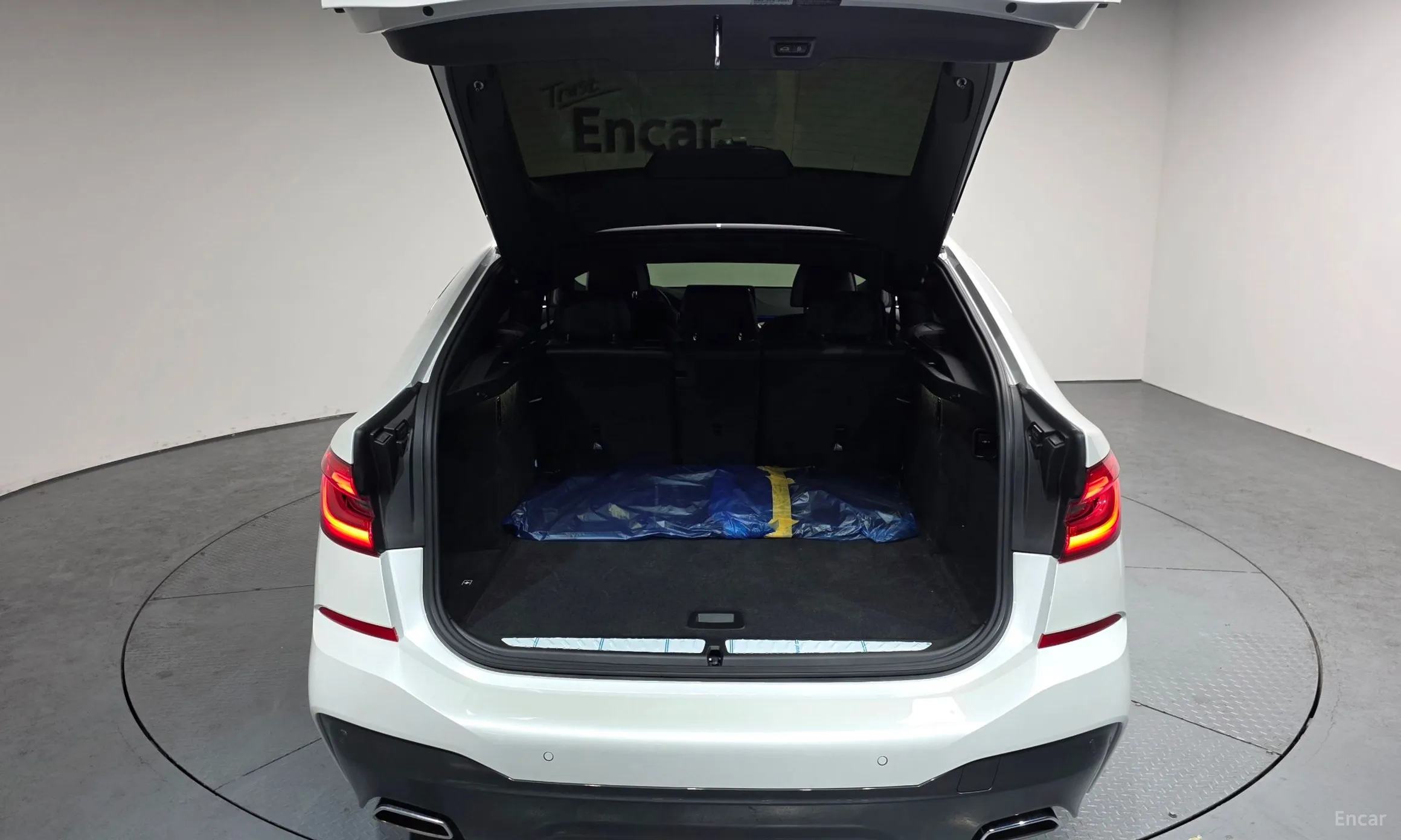 BMW 6-Series GT (G32) превью 20
