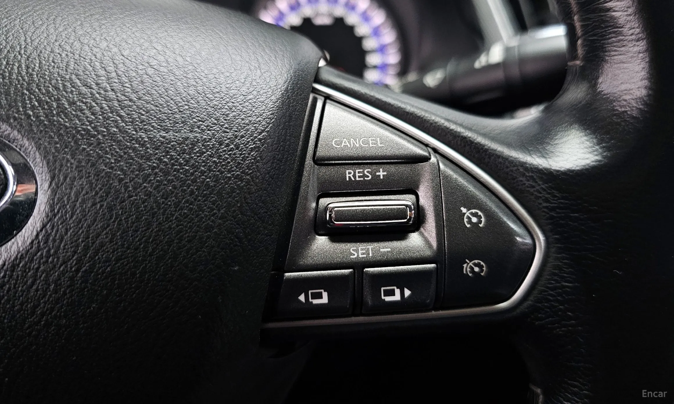 Infiniti Q50 превью 15