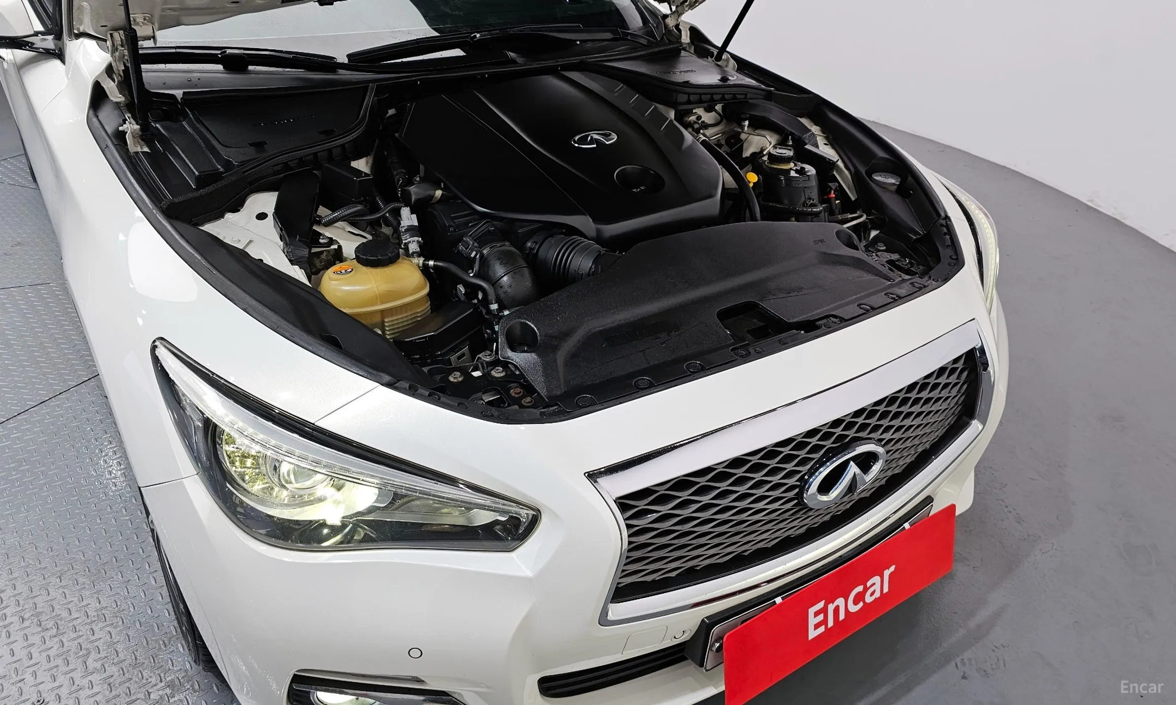 Infiniti Q50 превью 6