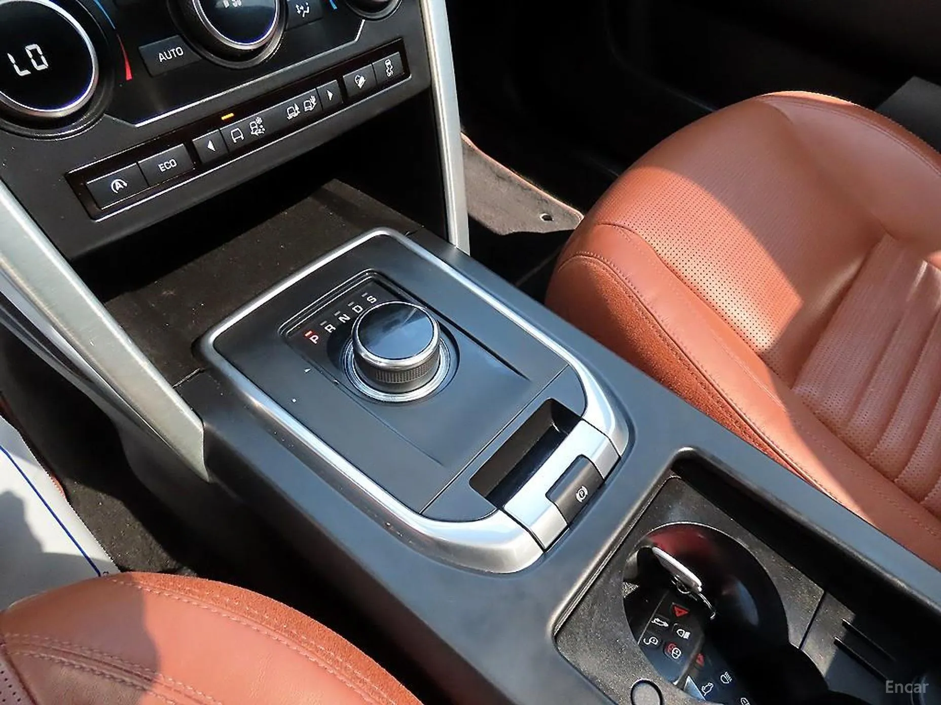 Land Rover Discovery Sports превью 10