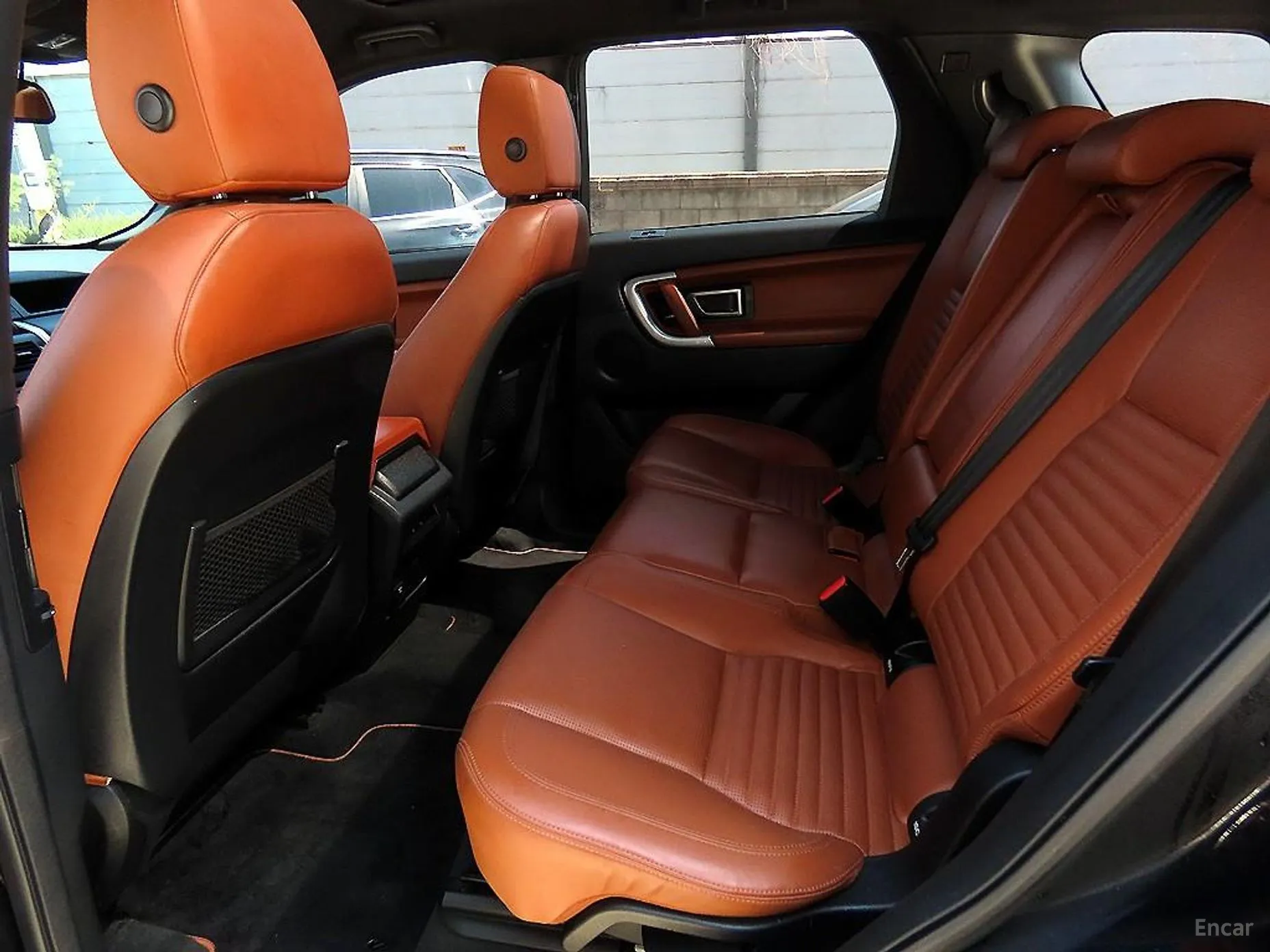 Land Rover Discovery Sports превью 6