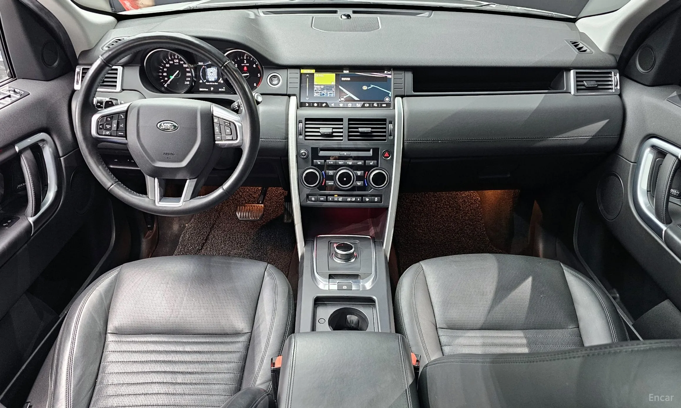 Land Rover Discovery Sports превью 7