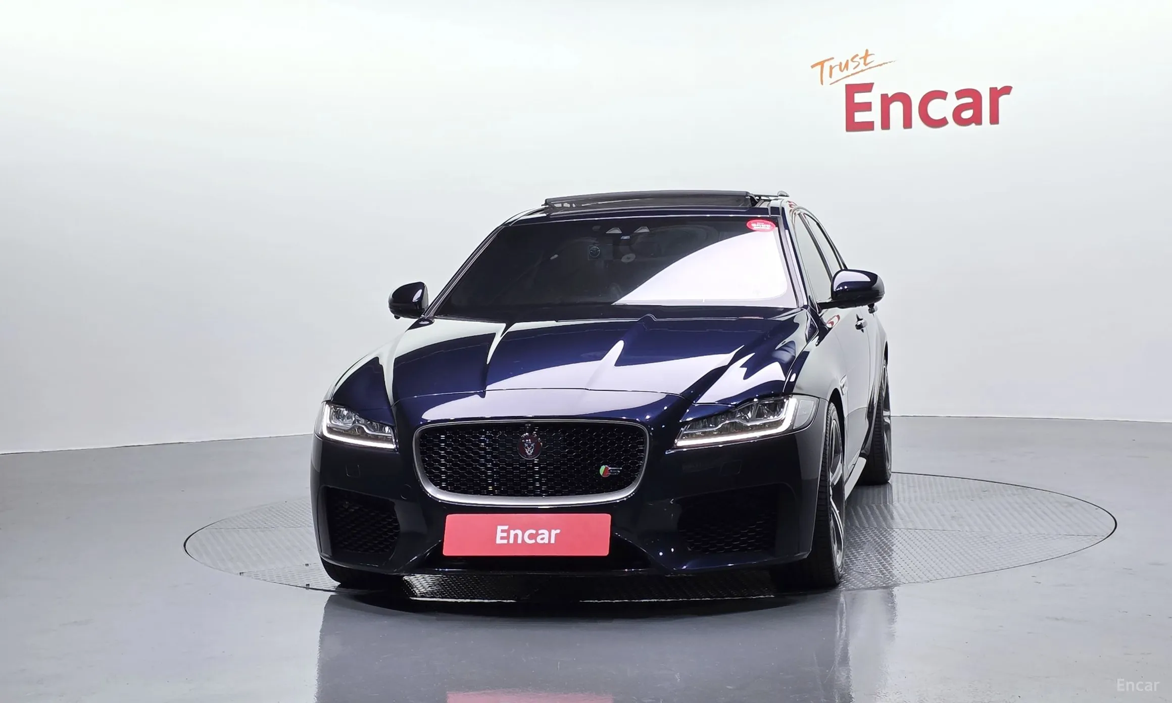 Jaguar XF (x260) превью 3