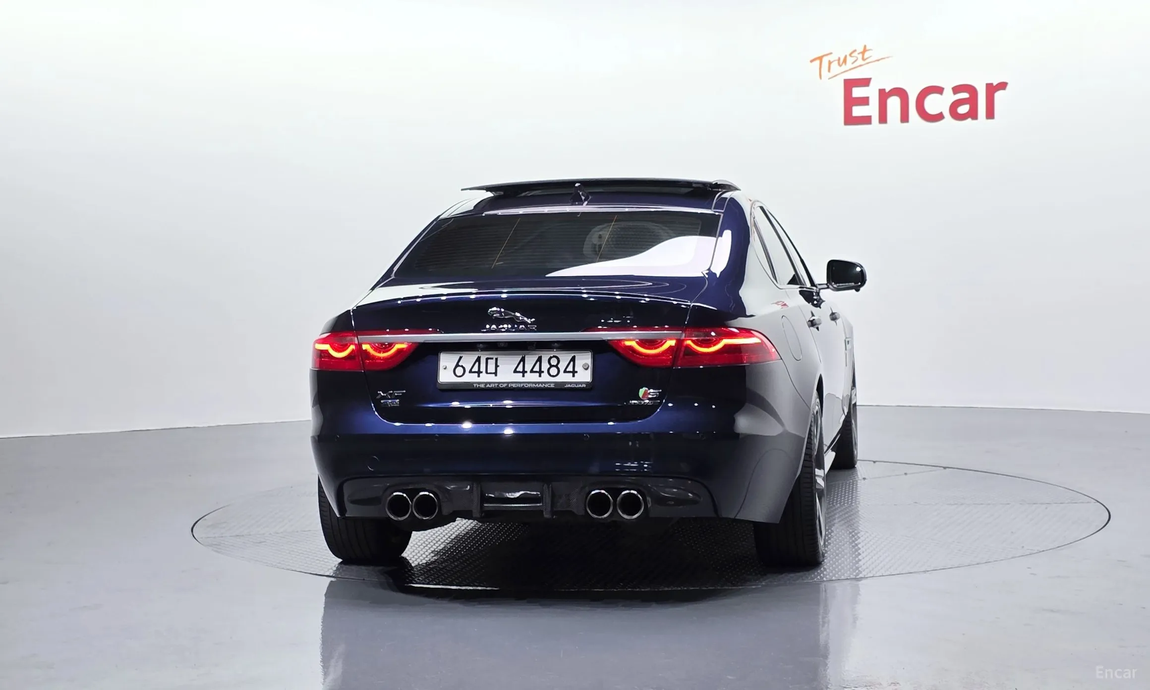 Jaguar XF (x260) превью 4