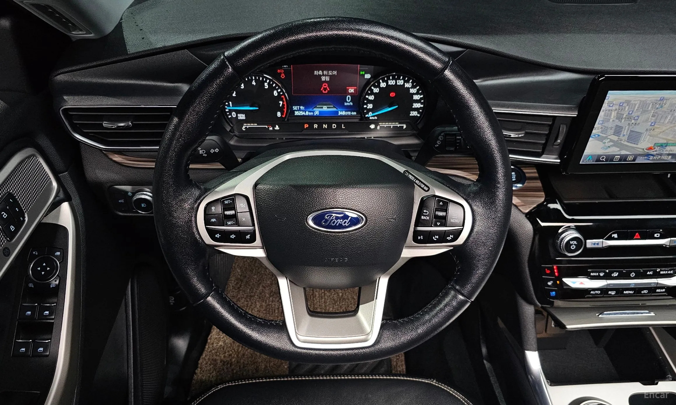 Ford Explorer 6th Generation превью 13