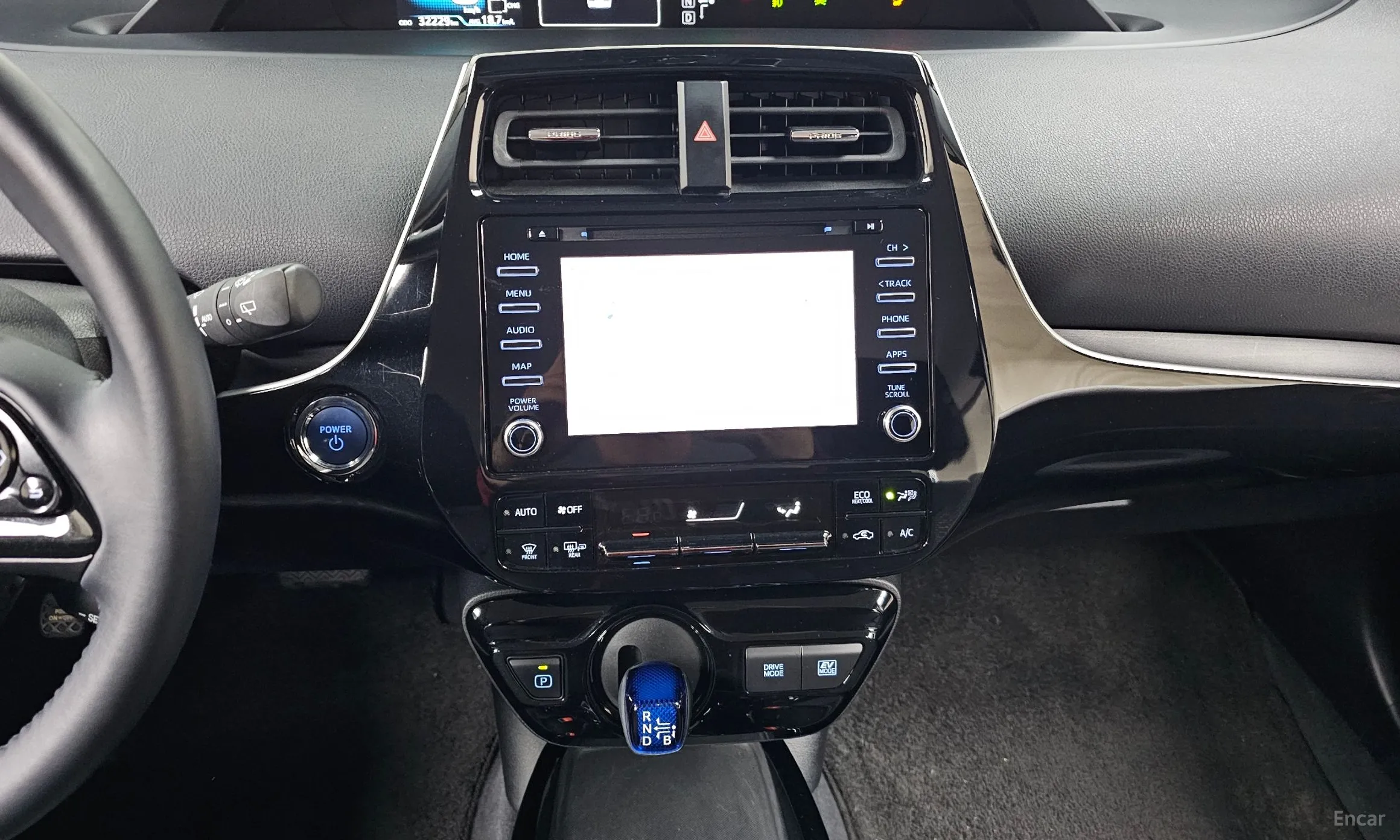 Toyota Prius 4th Generation превью 15
