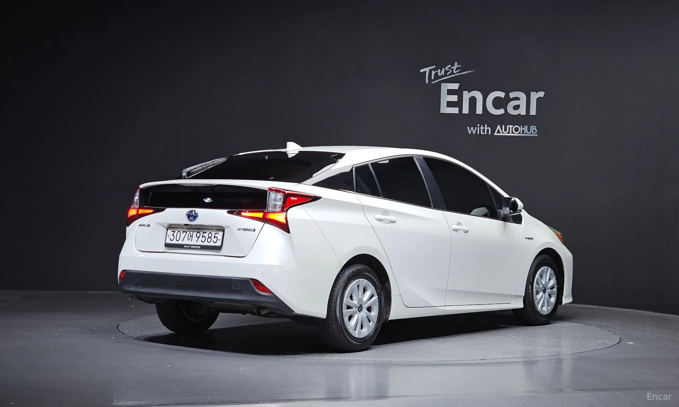 Toyota Prius 4th Generation
